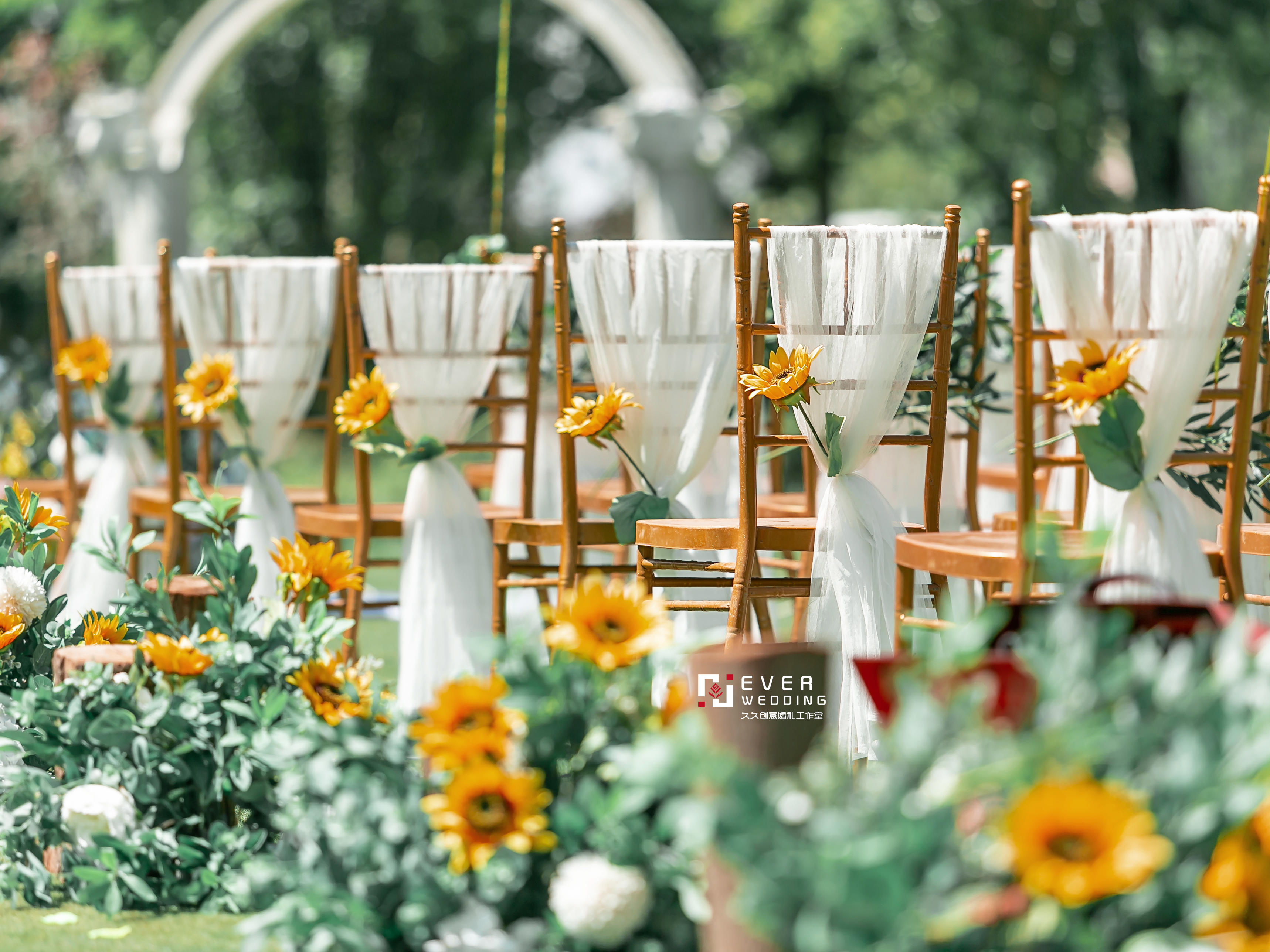 颐和高尔夫庄园草坪户外婚礼