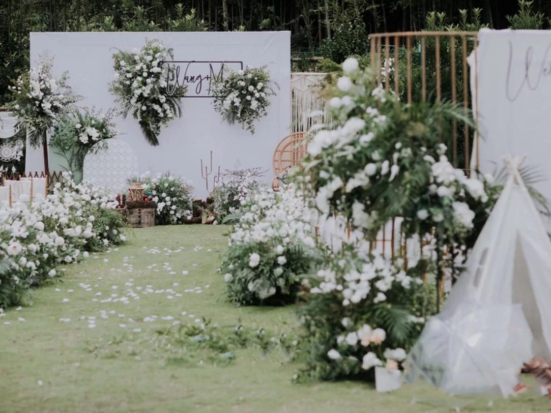 【简爱婚礼】小预算|爆款森系 小清新 户外婚礼