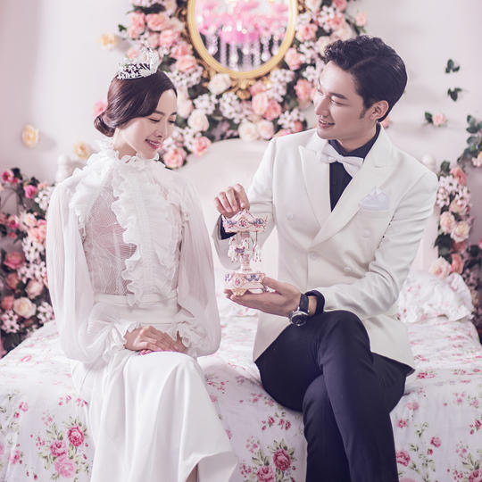 巴黎情緣婚紗攝影-十周年超級特價全部精修