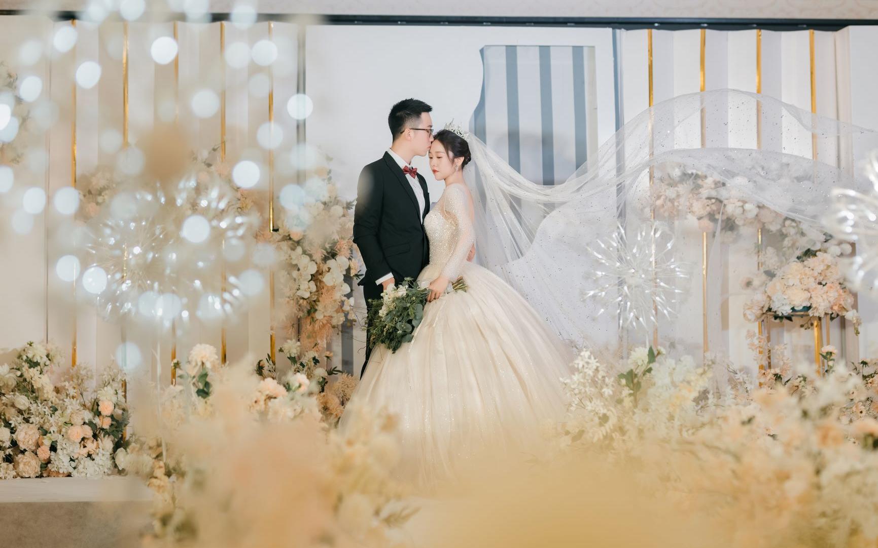 【婚研社】| 香槟色唯美婚礼