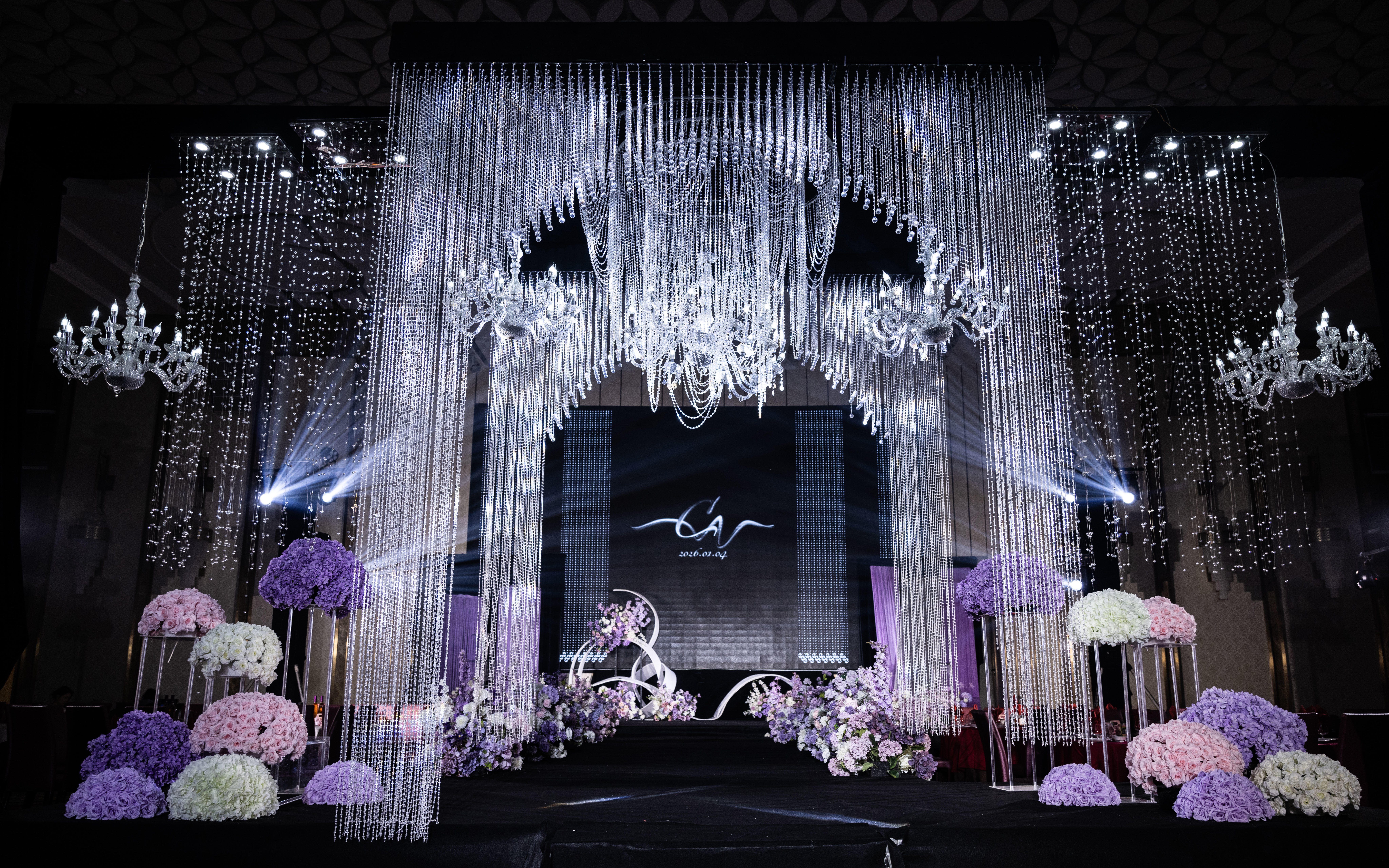 【鐘愛一生婚禮】深紫色 水晶幕簾夢(mèng)幻婚禮