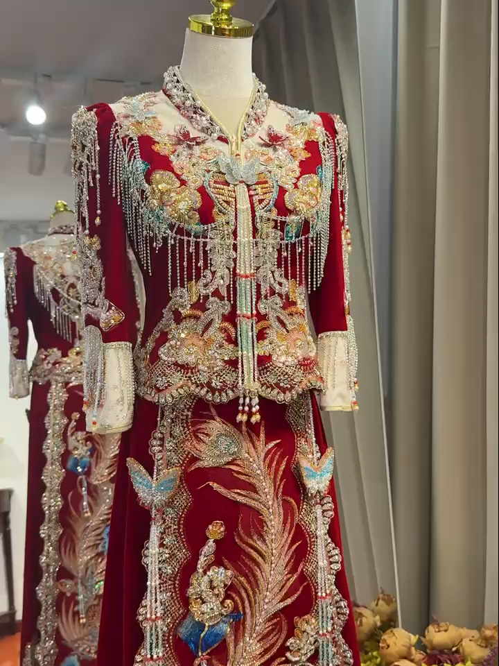 重工鳳冠霞帔 中式嫁衣秀禾服