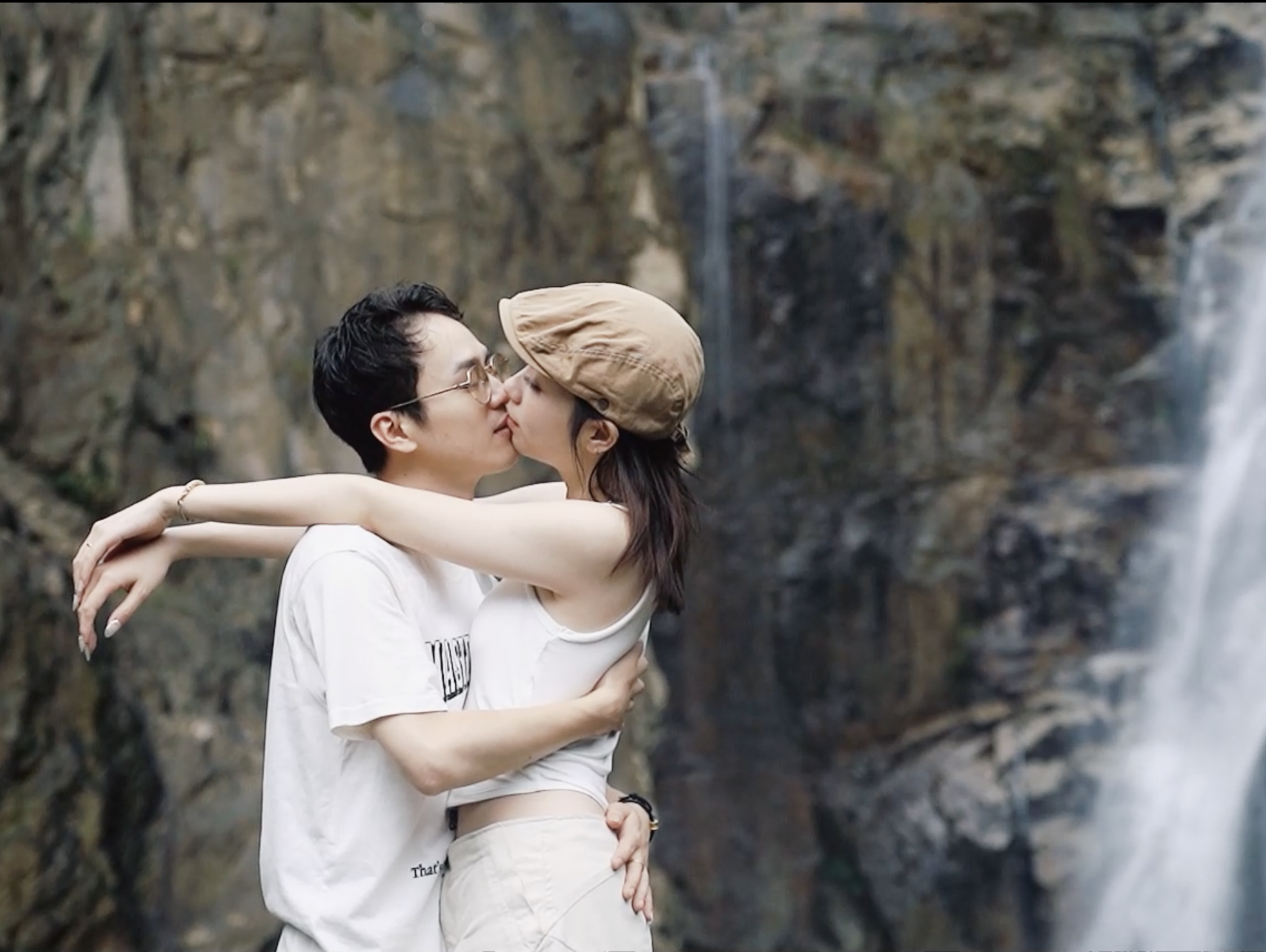 大影四格总监档双机位婚礼电影