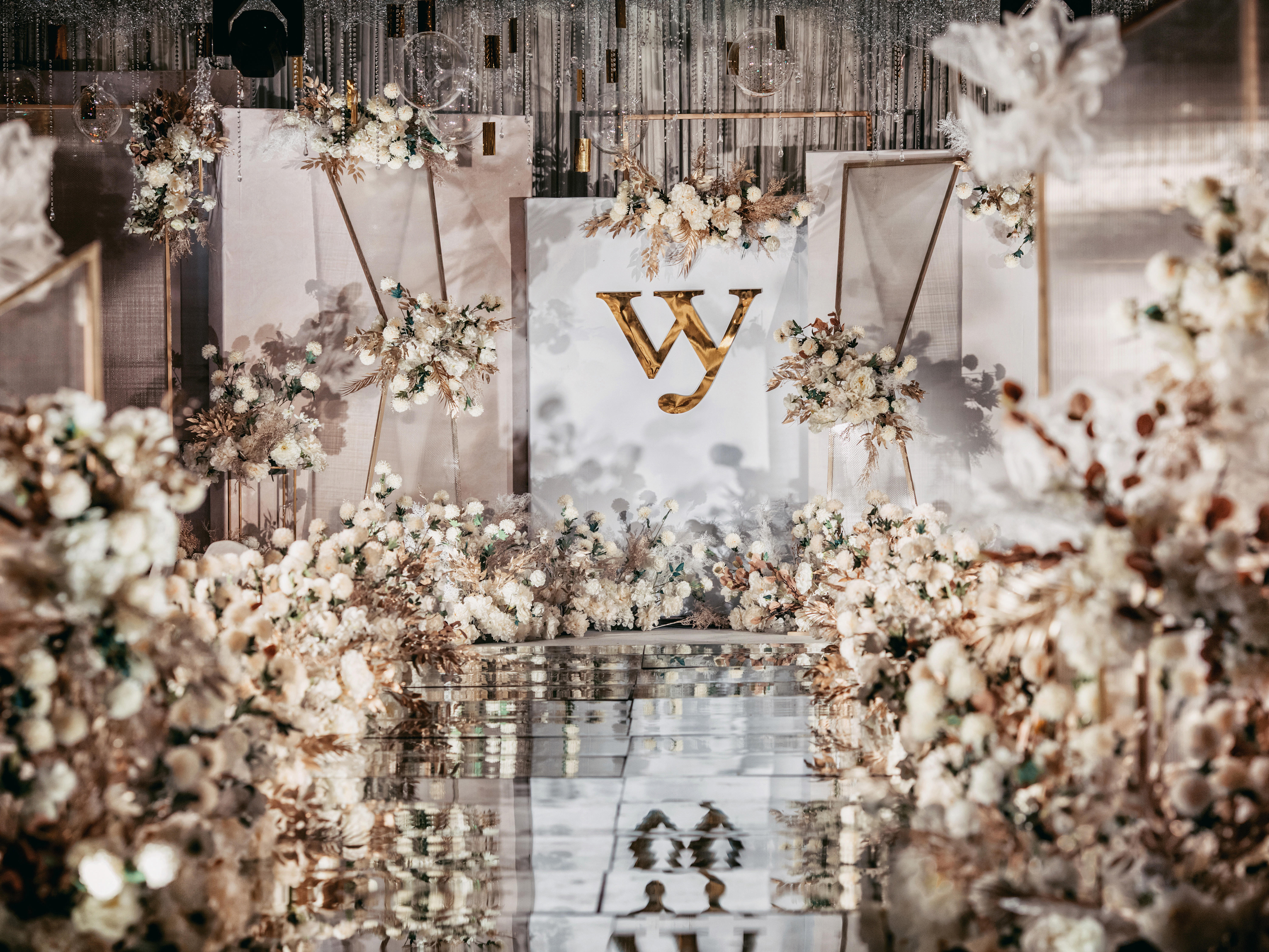 2020室内暗场/线上服务/服务翻倍/创意翻倍