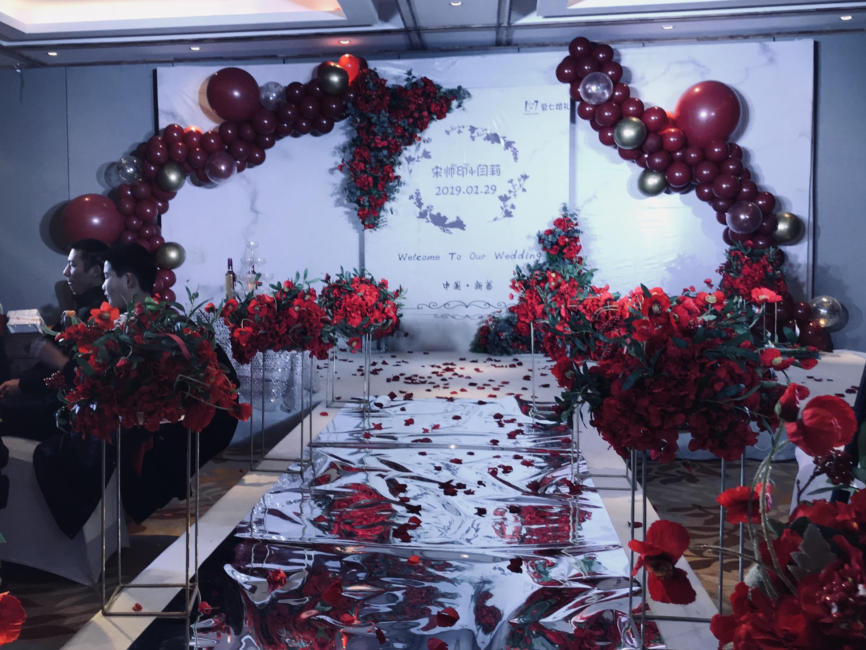 浪漫季节 花艺浓情 时尚婚礼