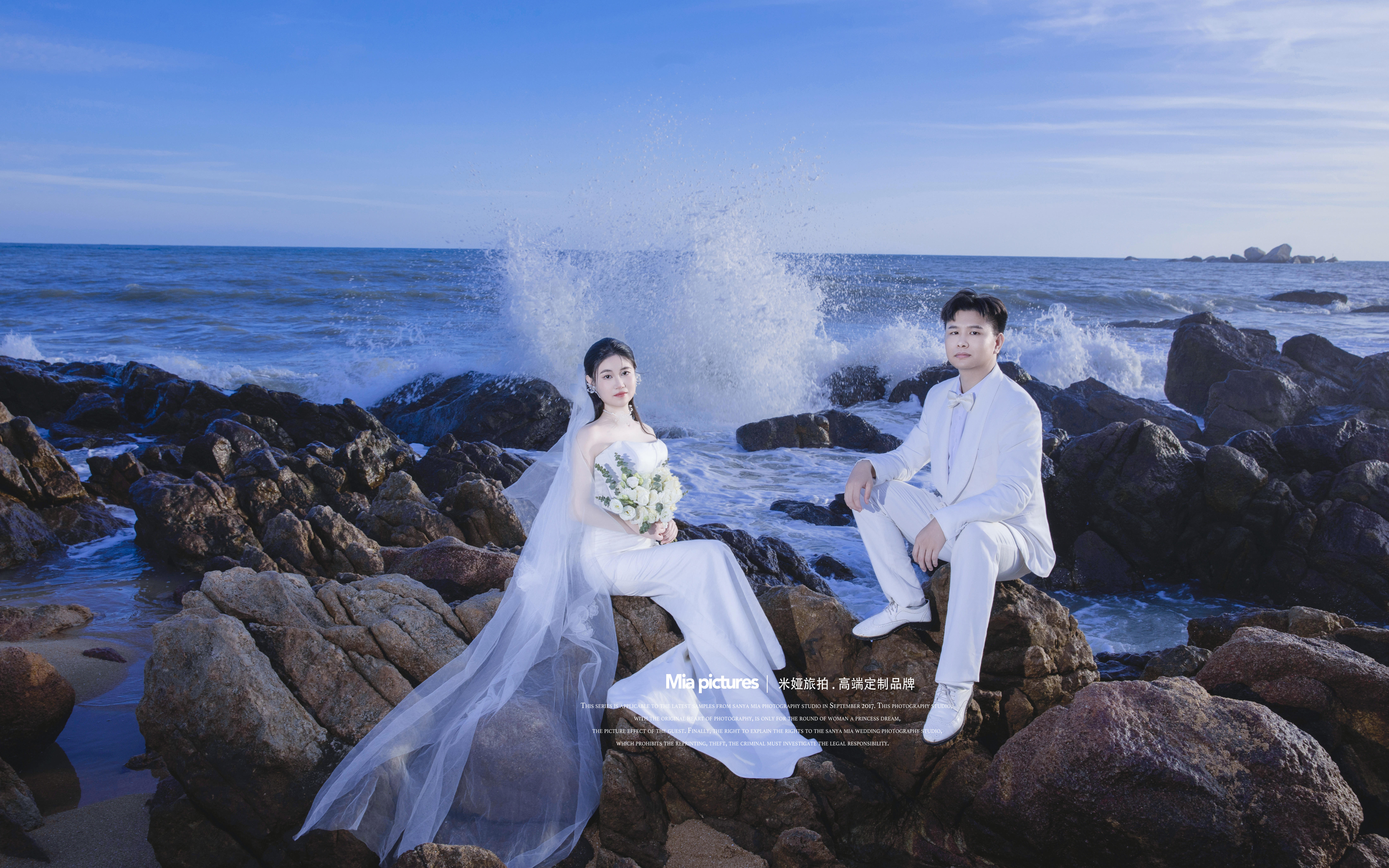 來(lái)一趟三亞就應(yīng)該拍這樣一組婚紗照??