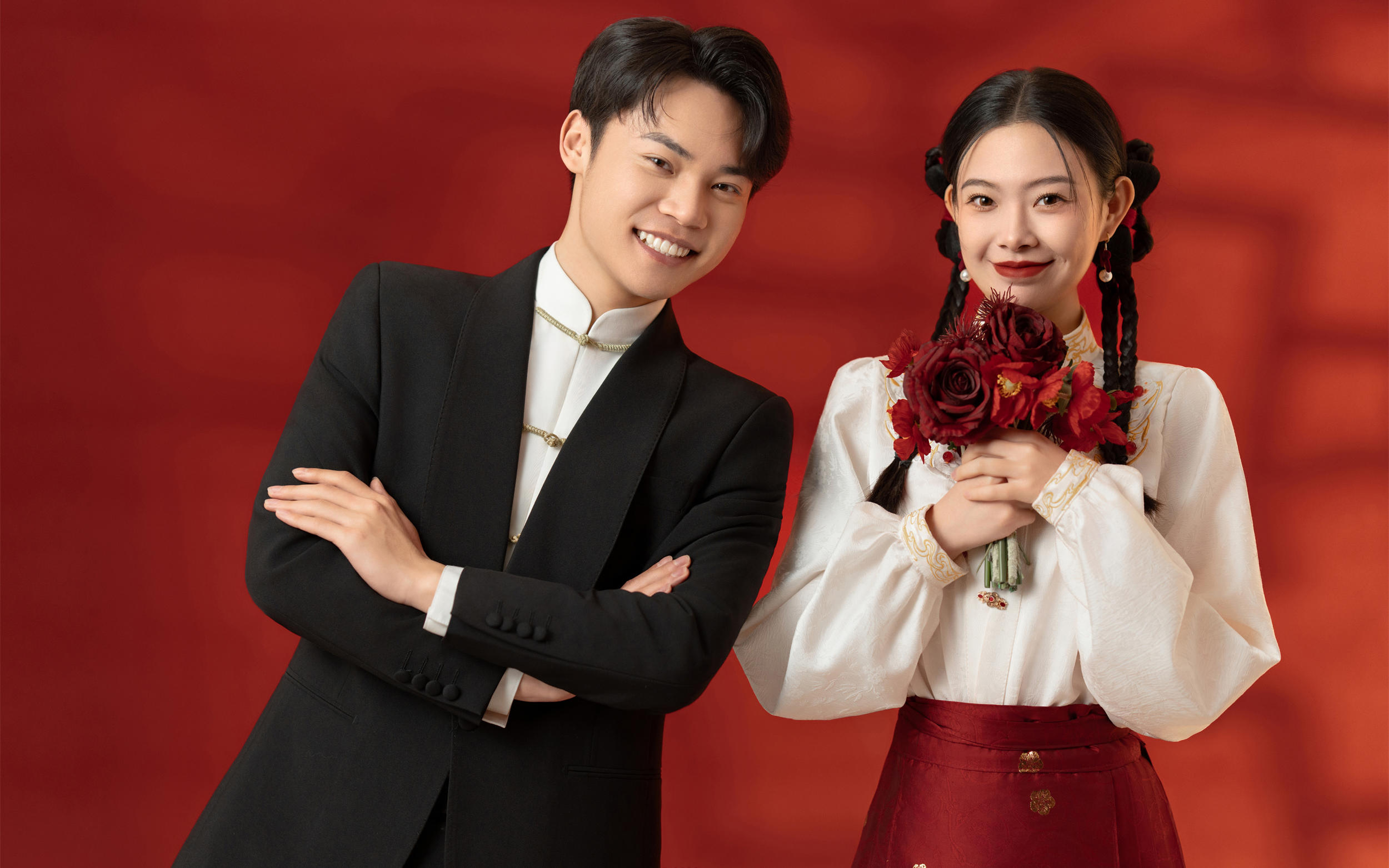 好看到爆炸的马面裙婚纱照！不信你看……