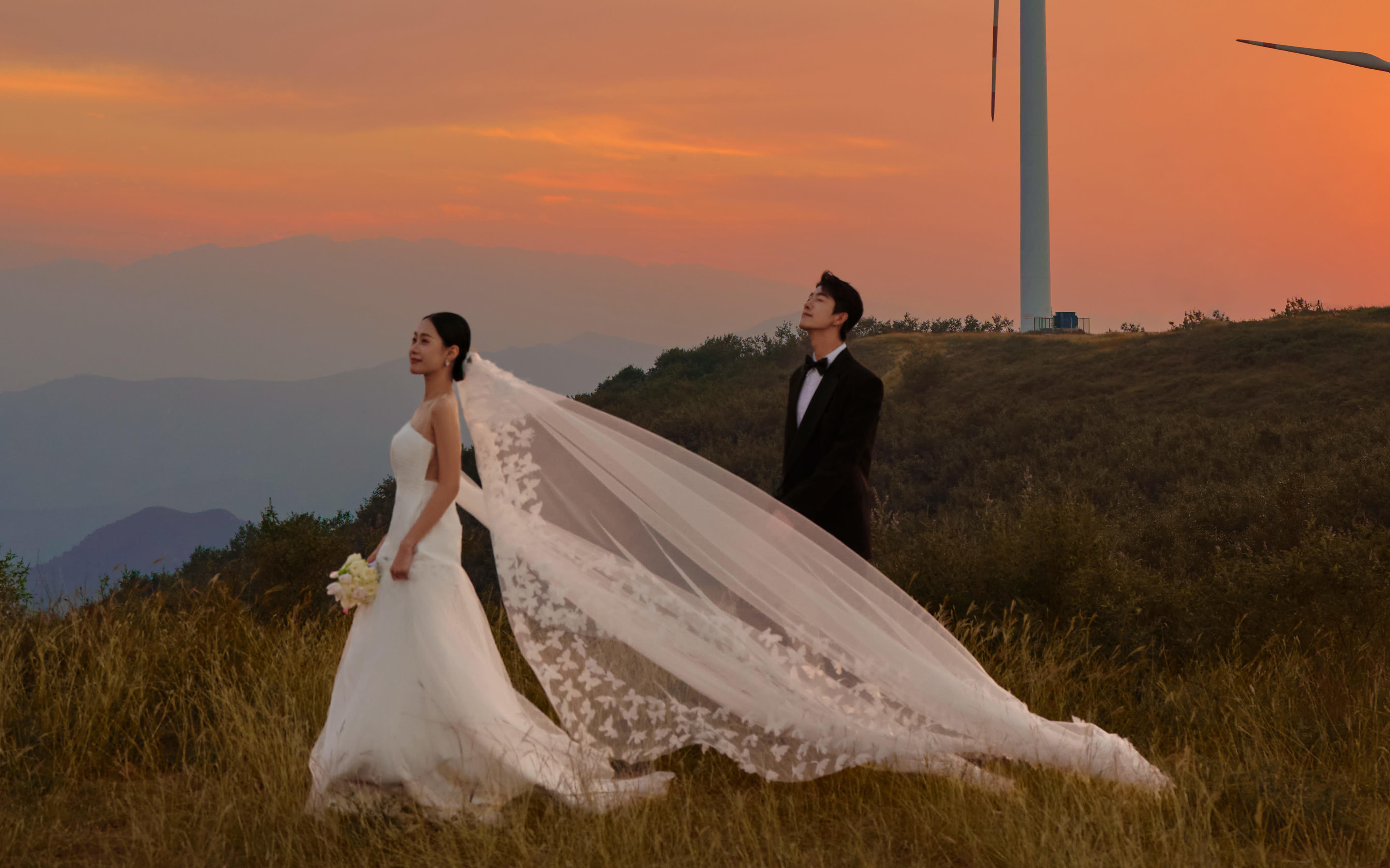 昆明婚纱照外景婚纱照夕阳婚纱照电影感婚纱照