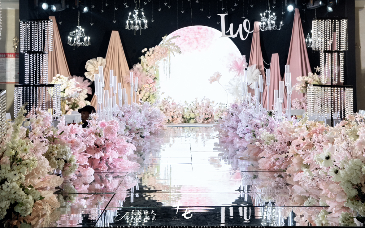 一眼惊人的粉色系婚礼