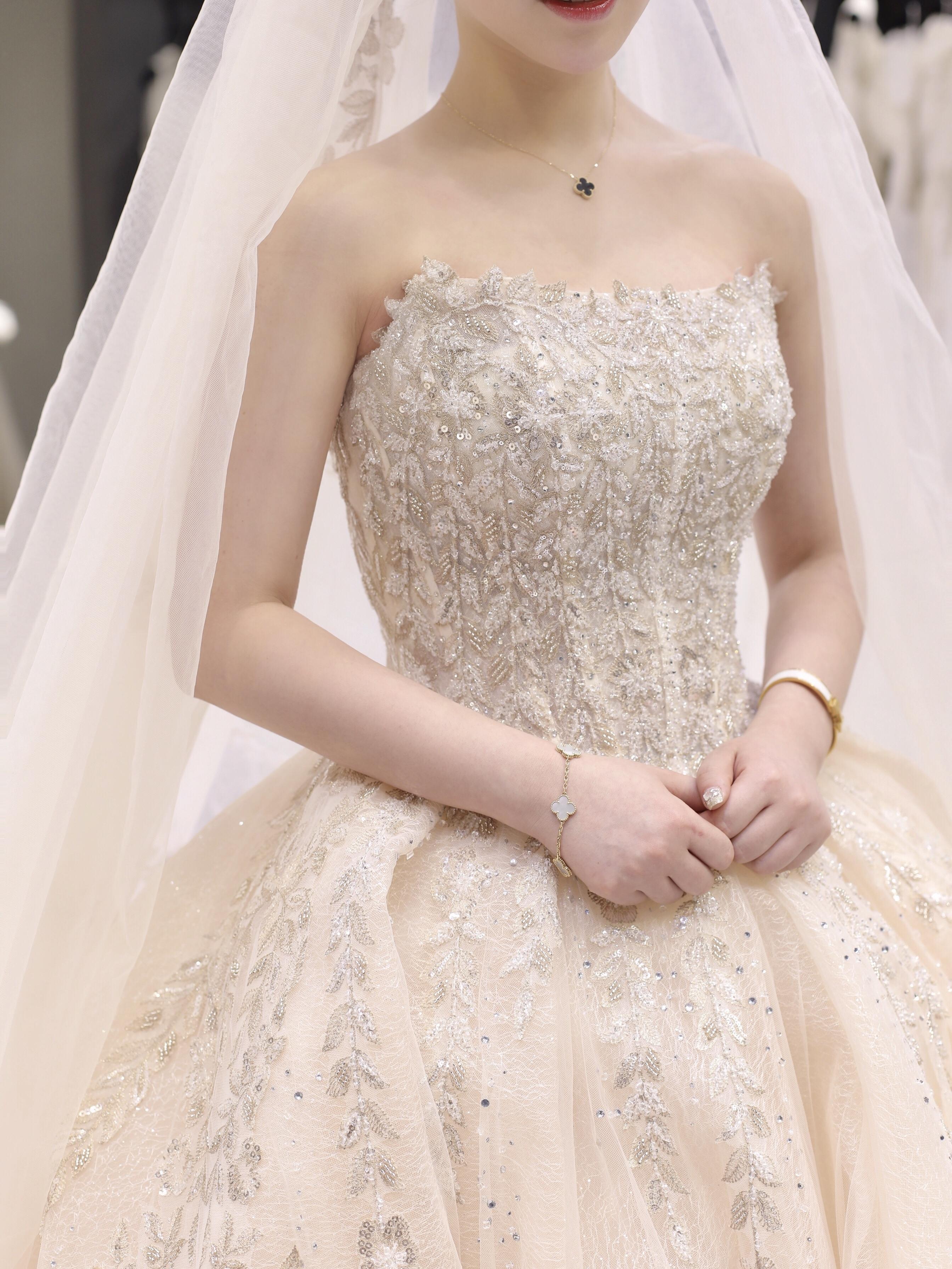 【晚宴婚礼一站配齐全含】新娘+新郎+伴娘