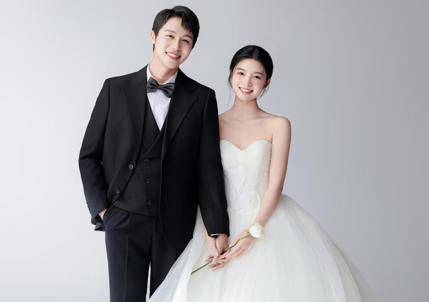 【優(yōu)格】怒推！極簡(jiǎn)主紗婚紗照每幀都是優(yōu)雅大片