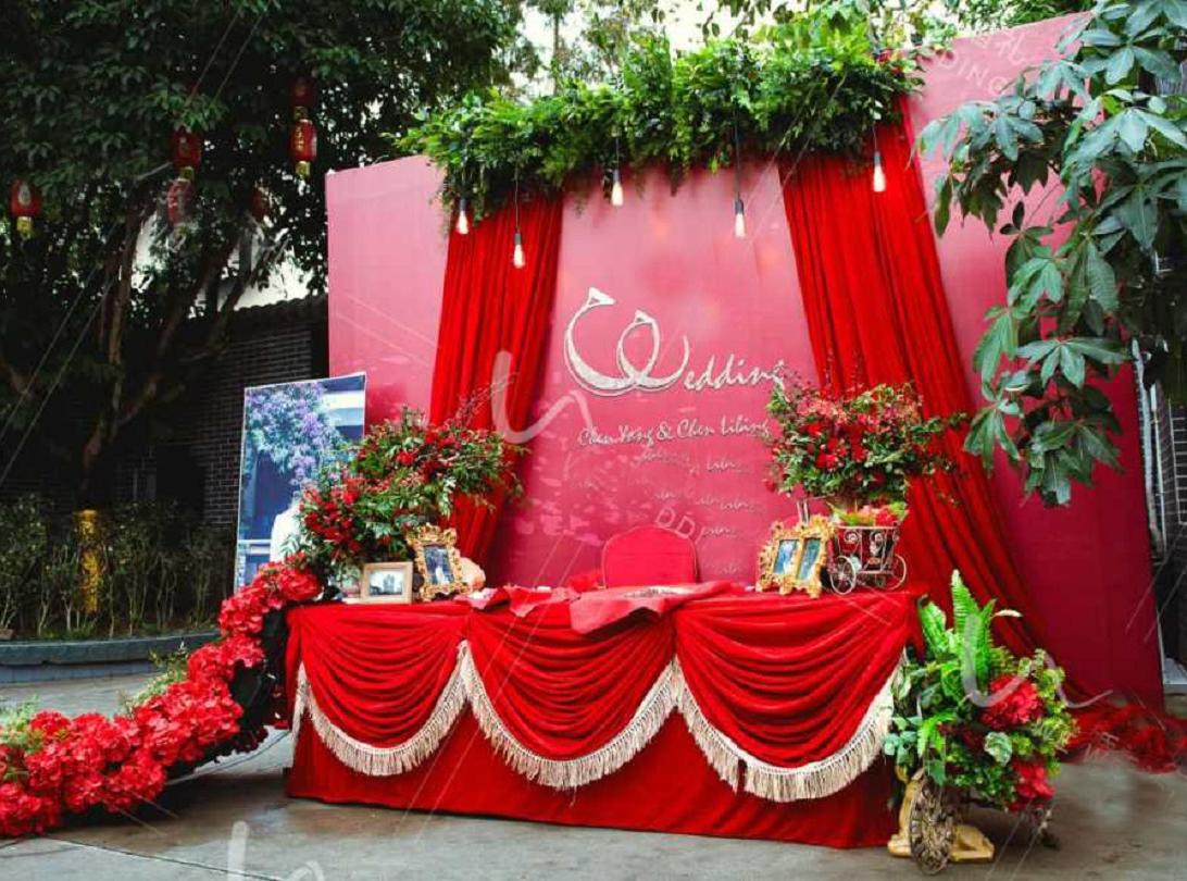 执爱创意婚礼--红色主题，庭院也能尽显奢华
