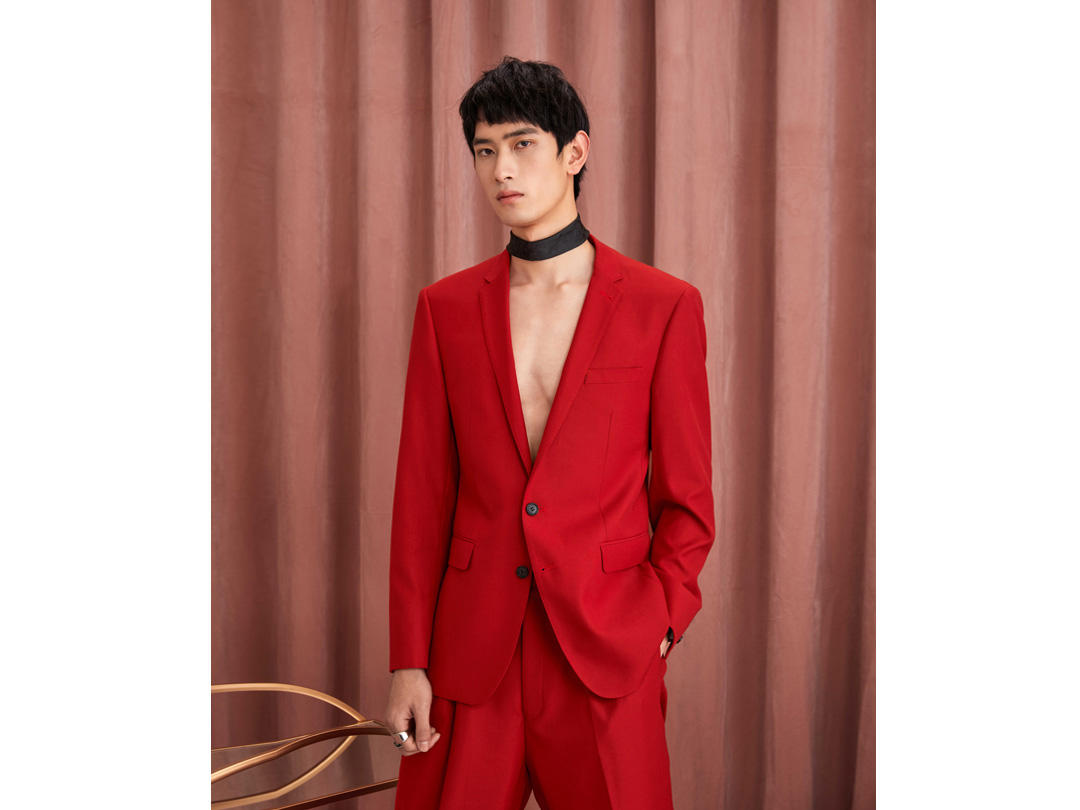 【White白岛造型婚纱礼服】男士西服定制