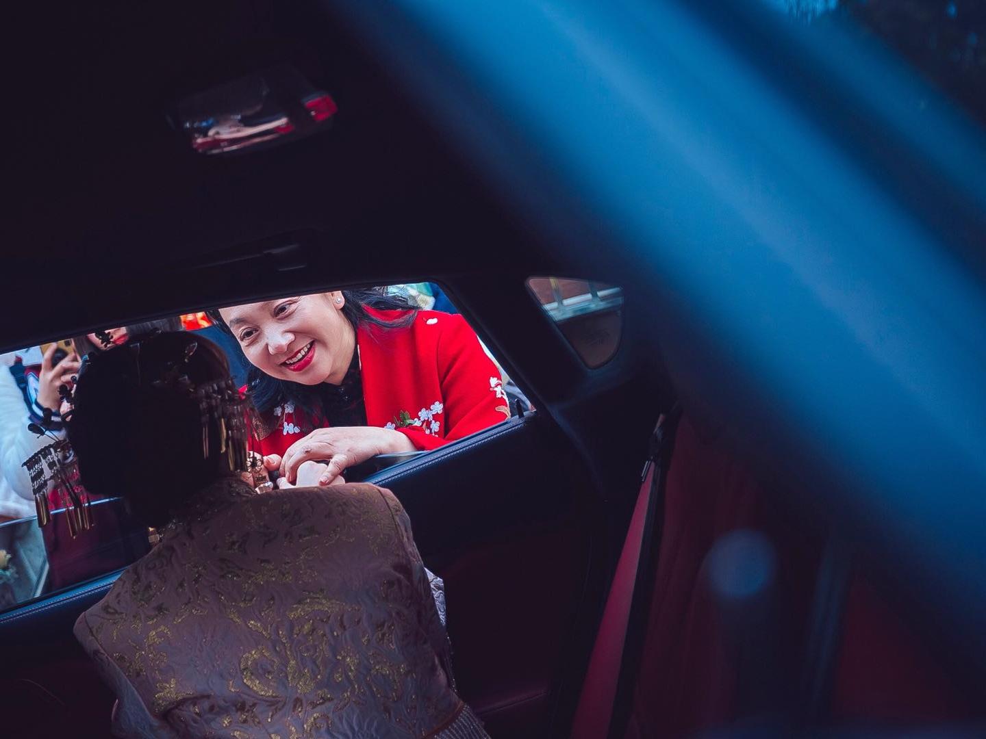 主持人＋全天婚礼管家＋晚宴秘书＋婚礼督导＋DJ