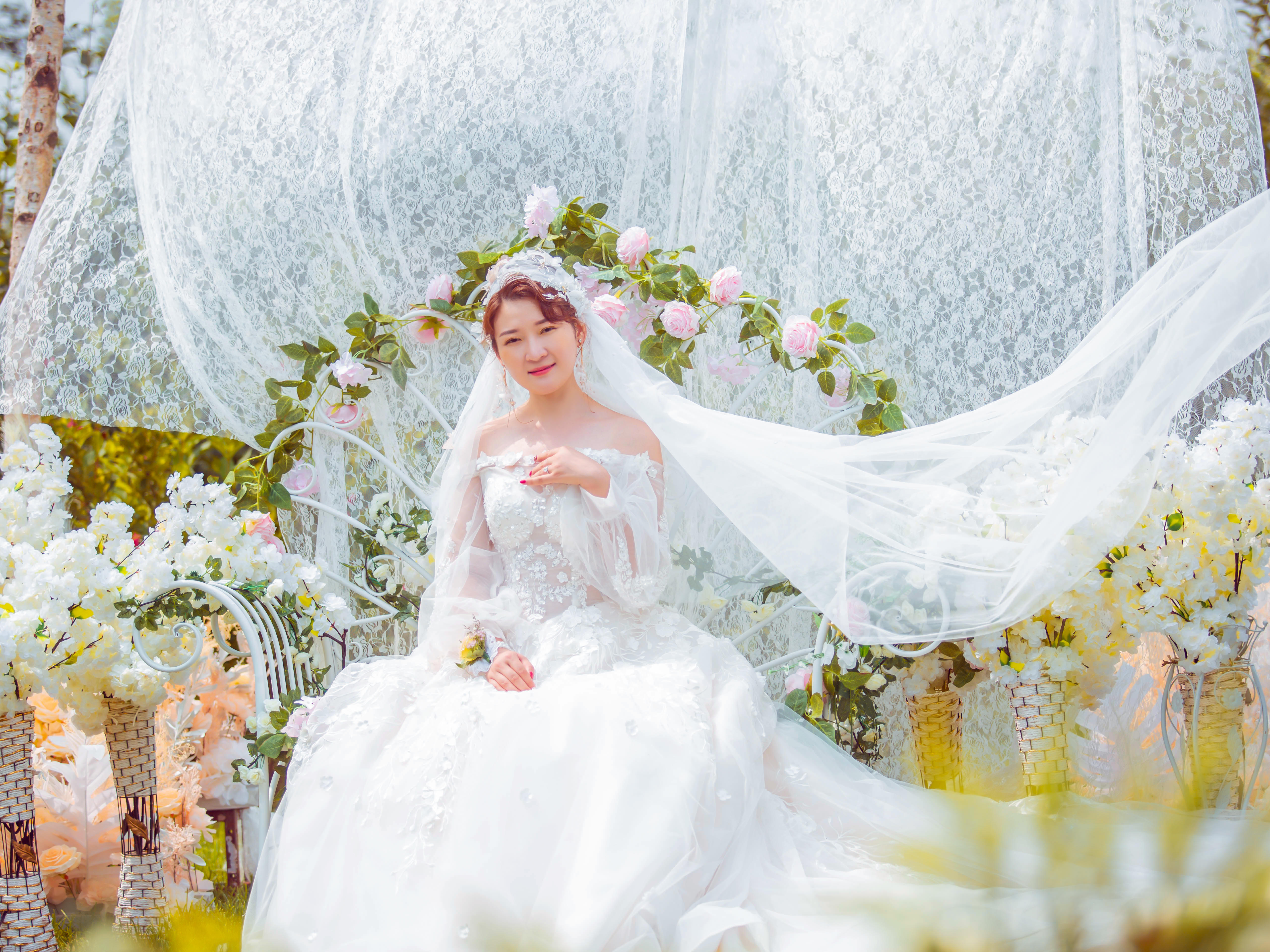 【罗马假日】草坪户外婚礼-含四大金刚/可自由定制