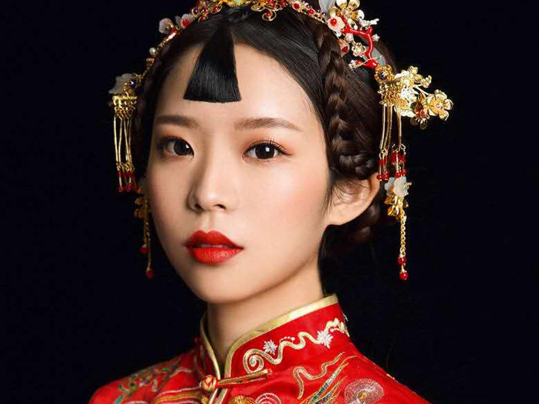 普洱市景谷县新娘跟妆全天3妆3造➕伴娘妆