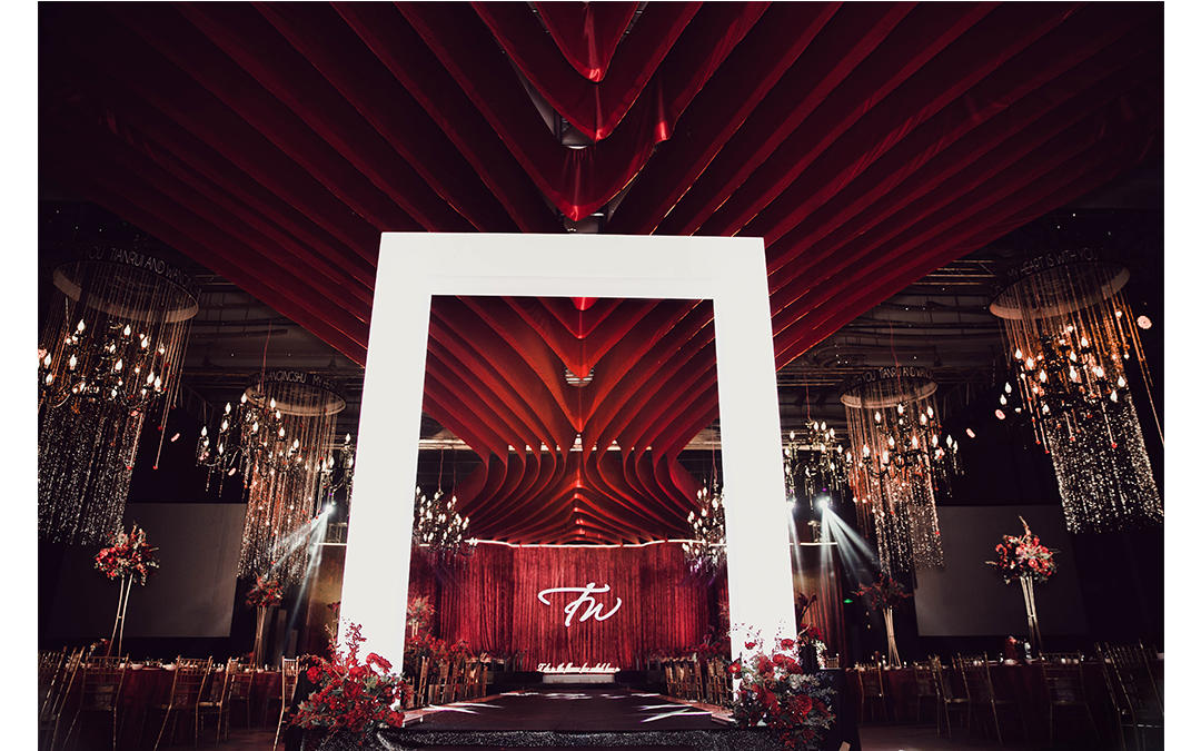 宝鸡婚礼-大气的红黑色电影风婚礼