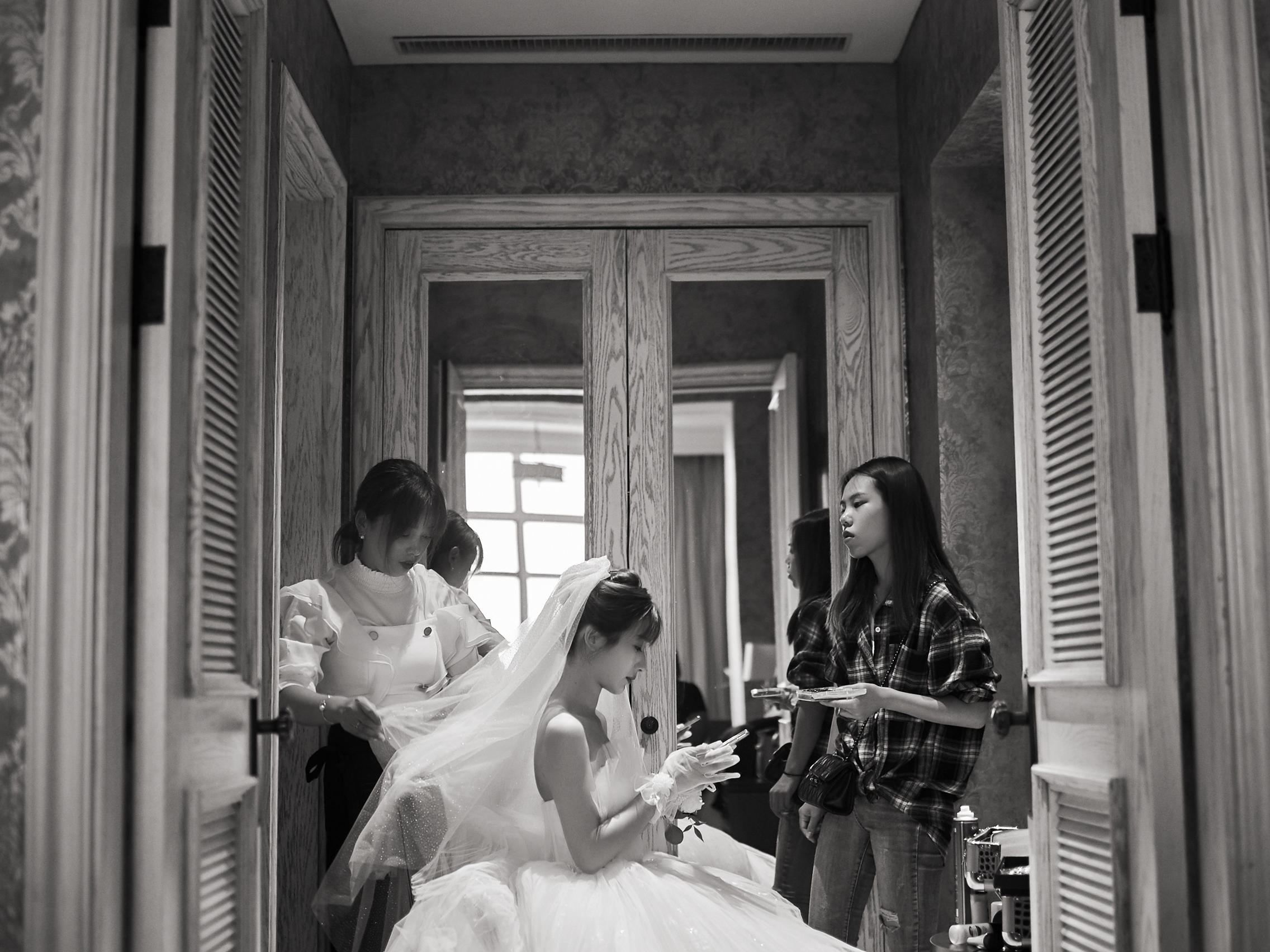 《红馆新娘》资深级化妆师----楠楠老师