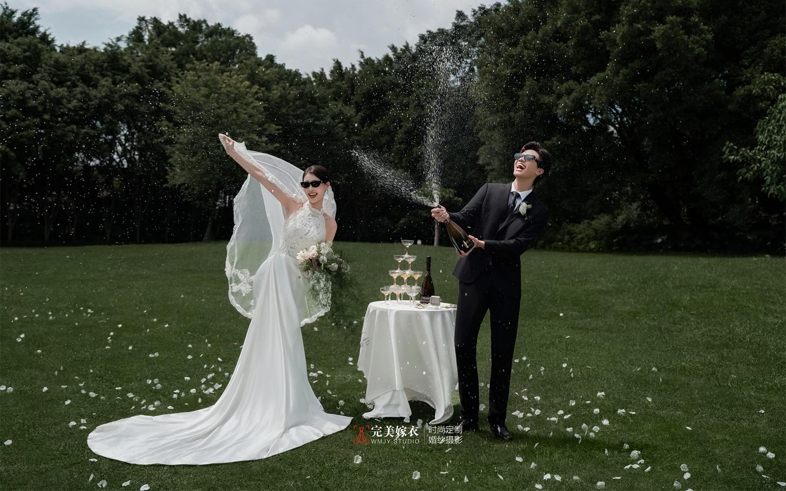 【爱与自由】拍到了超有生命力的草坪❗️