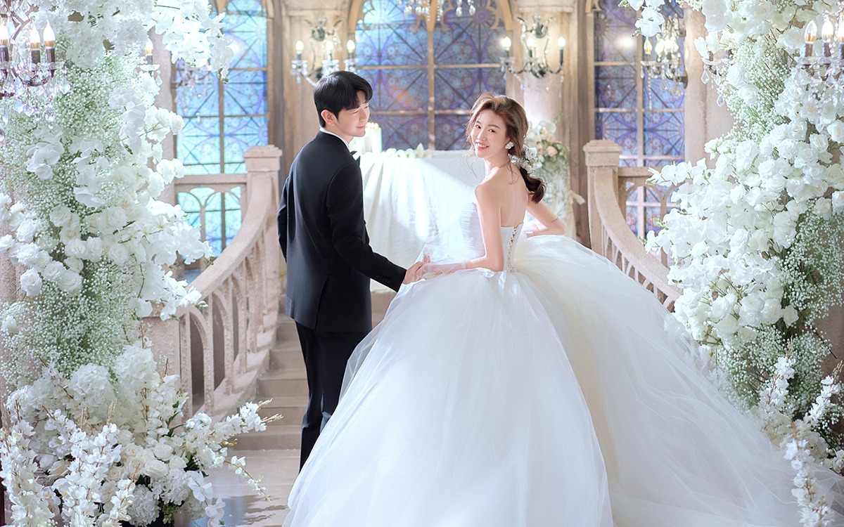 婚纱照拍成婚礼现场❤朋友都以为我结婚