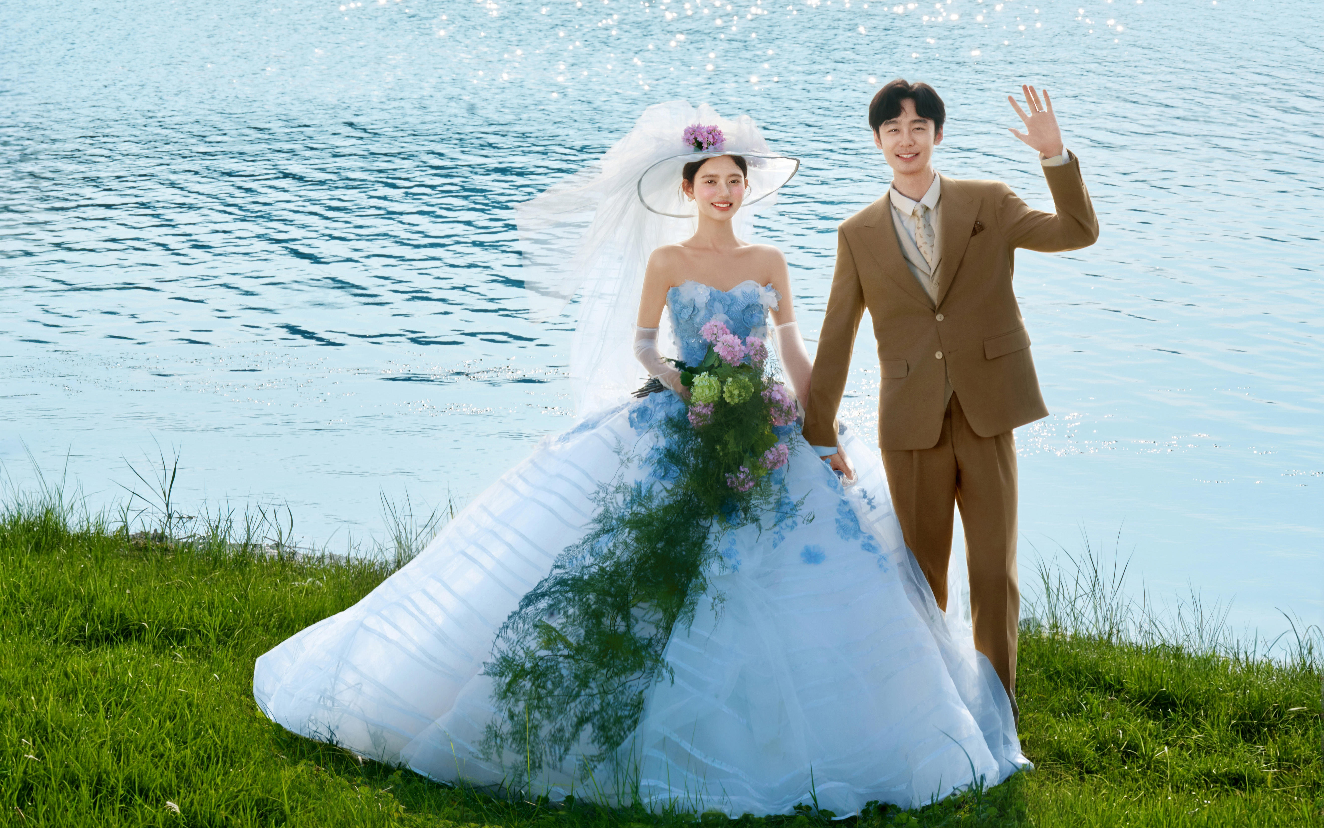 视觉摄影|湖边蓝纱婚纱照