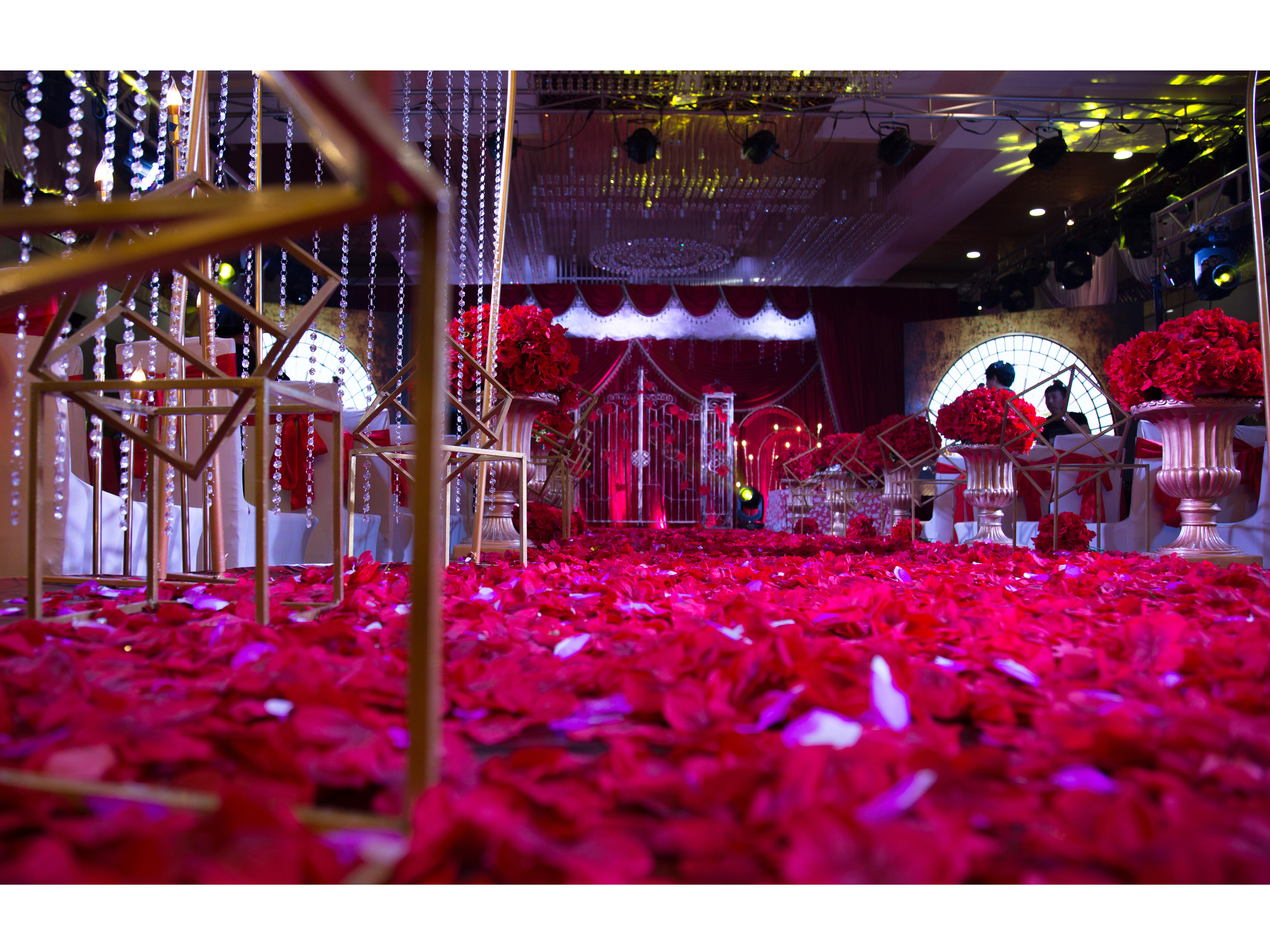 【媛媛婚礼】欧式复古轻奢浪漫红色婚礼