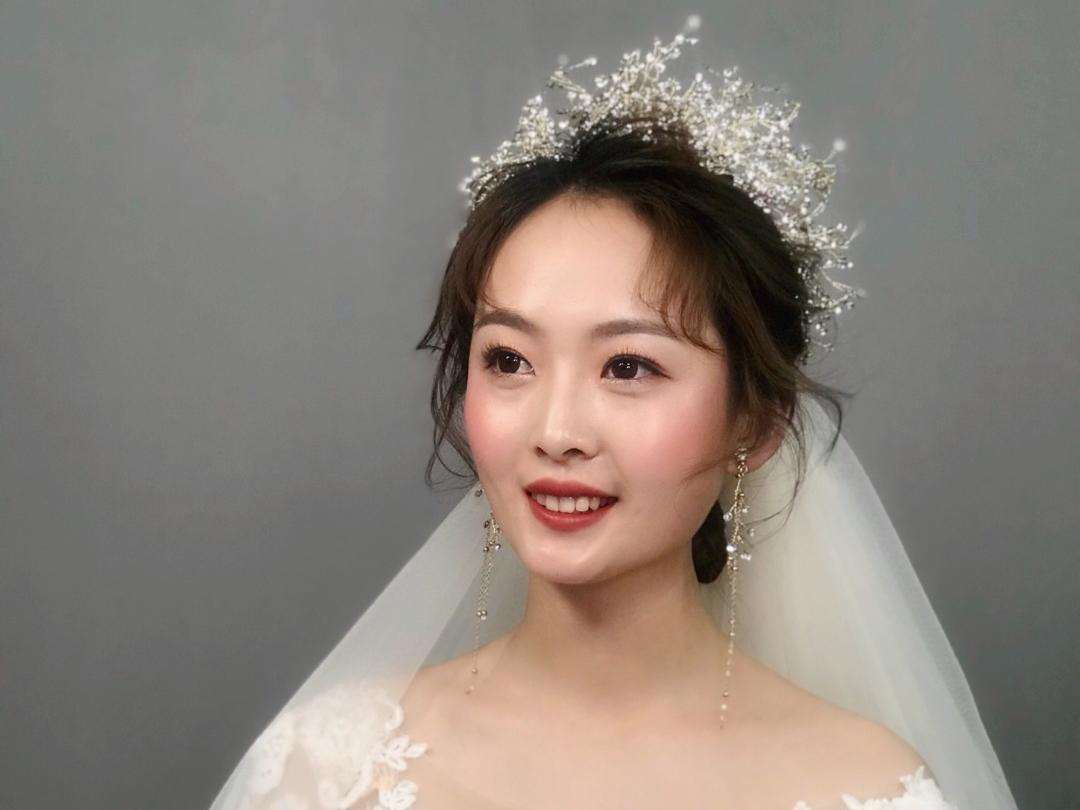 资深档化妆师市内全程跟妆3造型精致唯美妆容