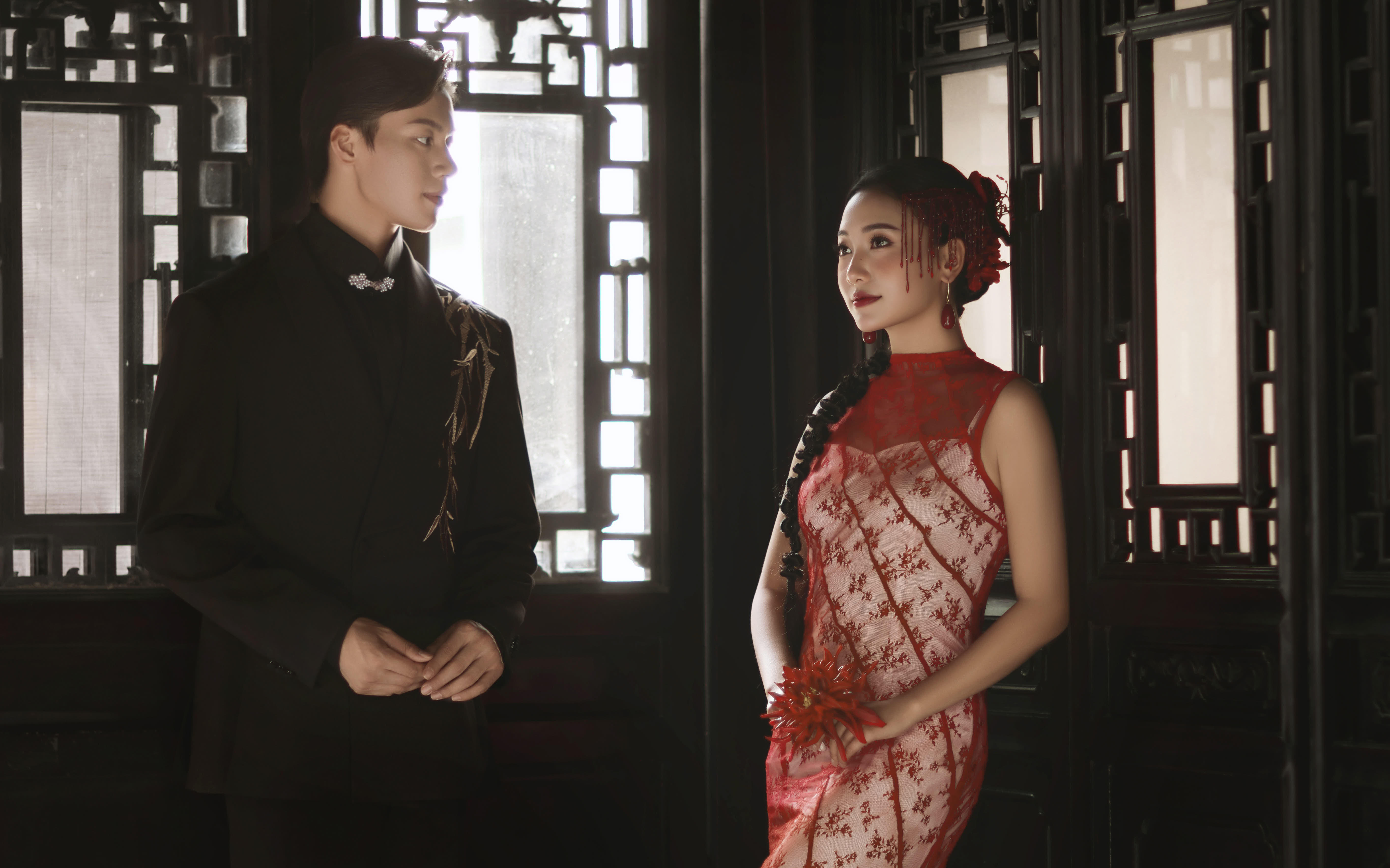 是民国风的婚纱照，是共度余生的官宣