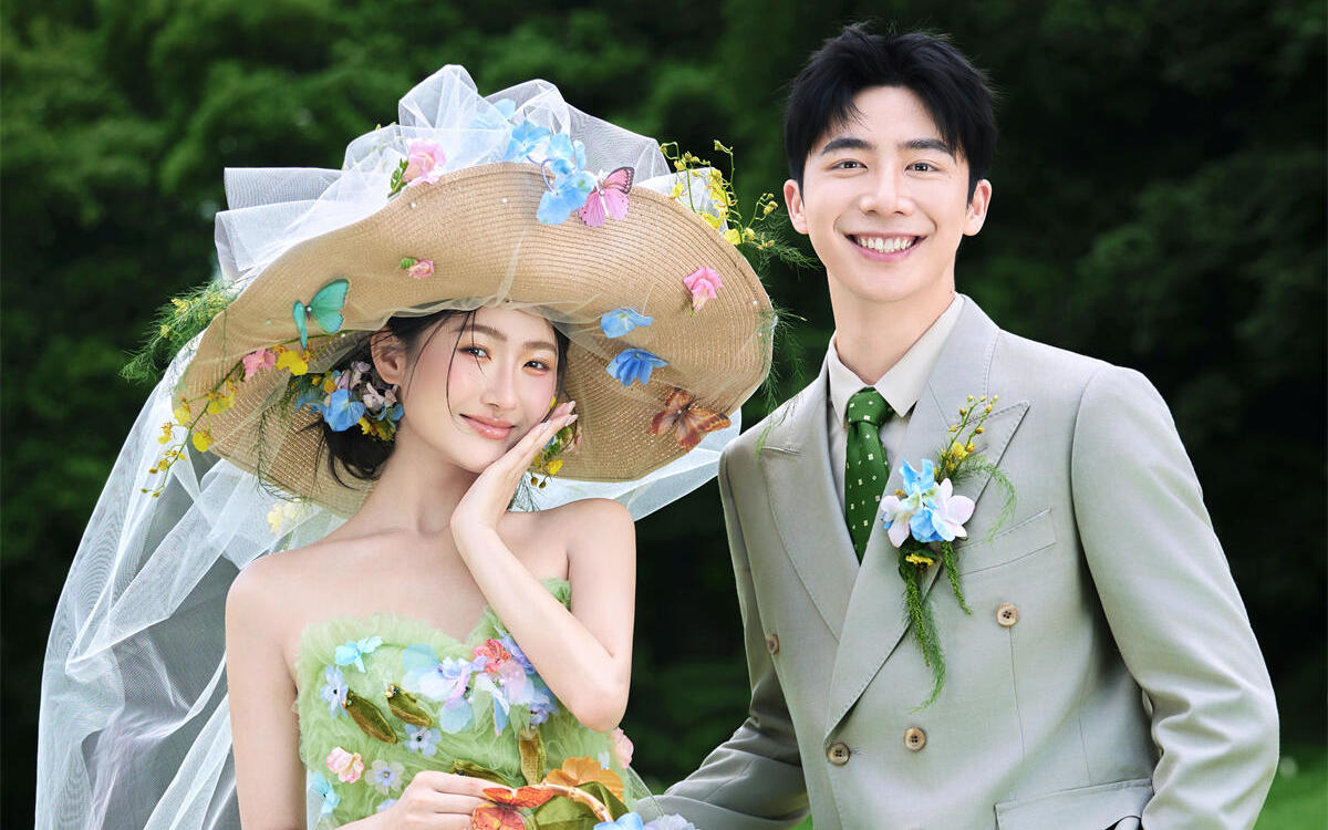 💚 把 “夏日森系童话”穿在身上拍婚纱照 ·