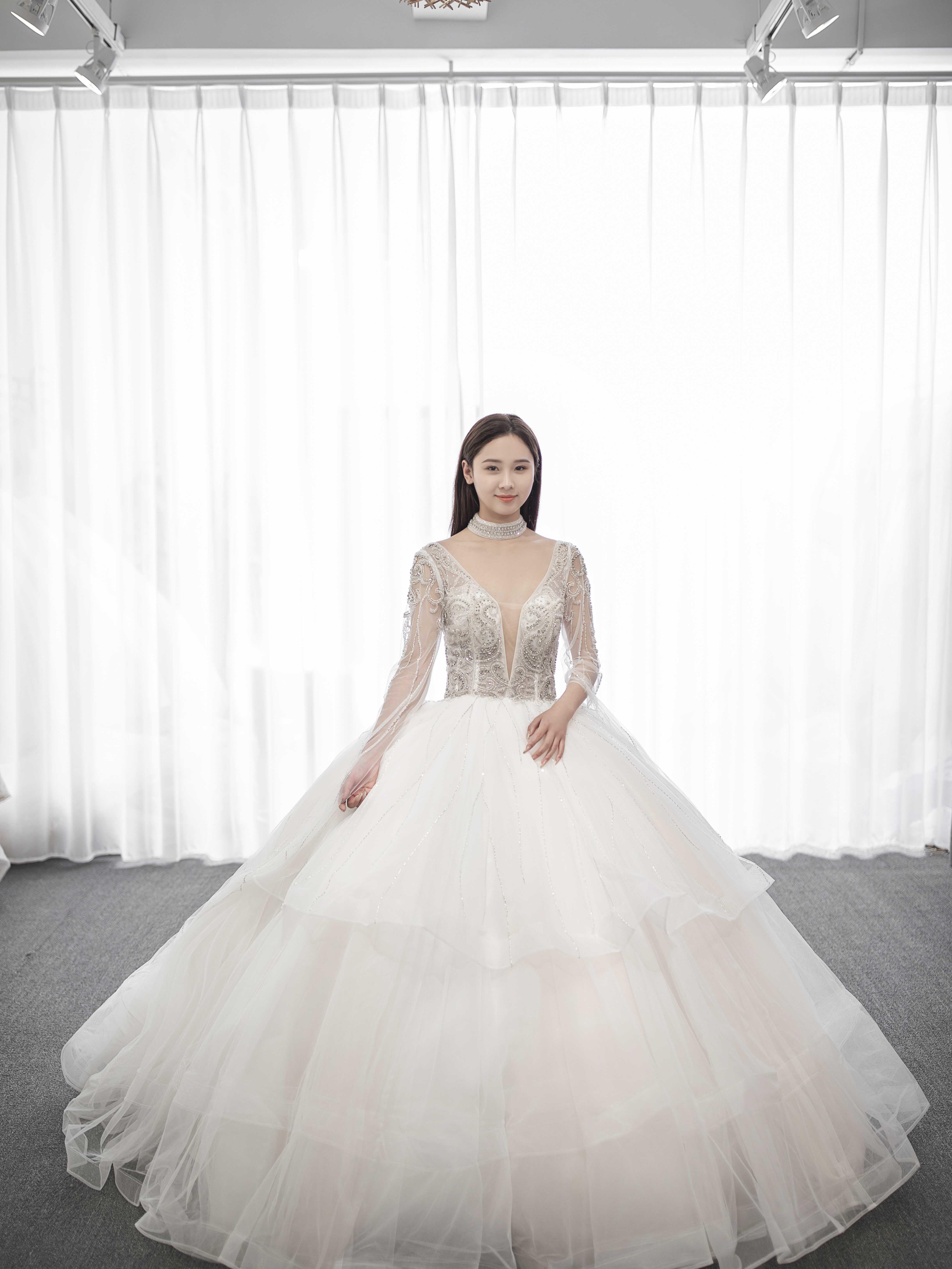 【超值租赁】中式嫁衣+主纱+敬酒礼服