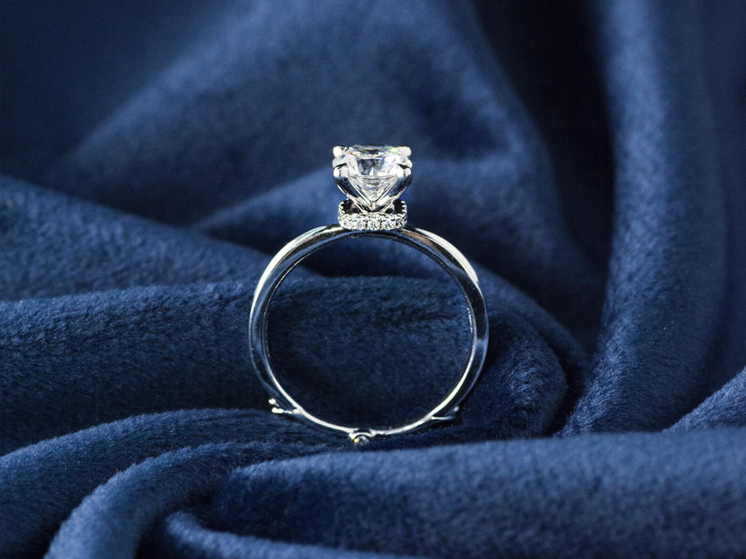 显大经典款结婚钻戒「爱莎」