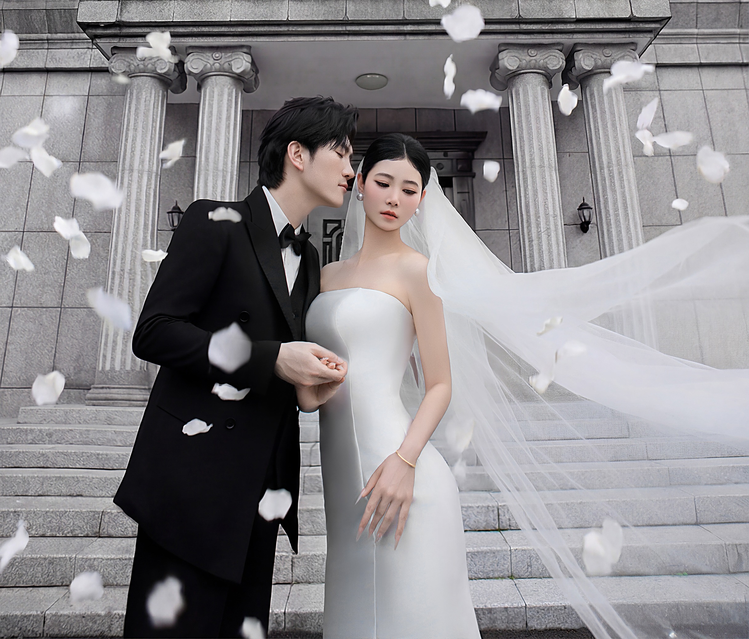 黑白教堂⛪️婚纱照！氛围感直接封神