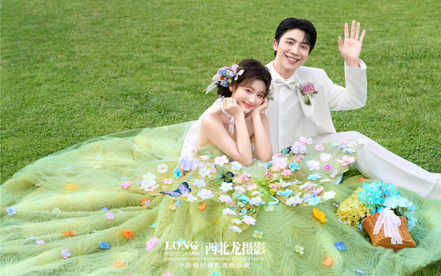 【西北龍攝影】森系蝴蝶少女草坪婚紗照