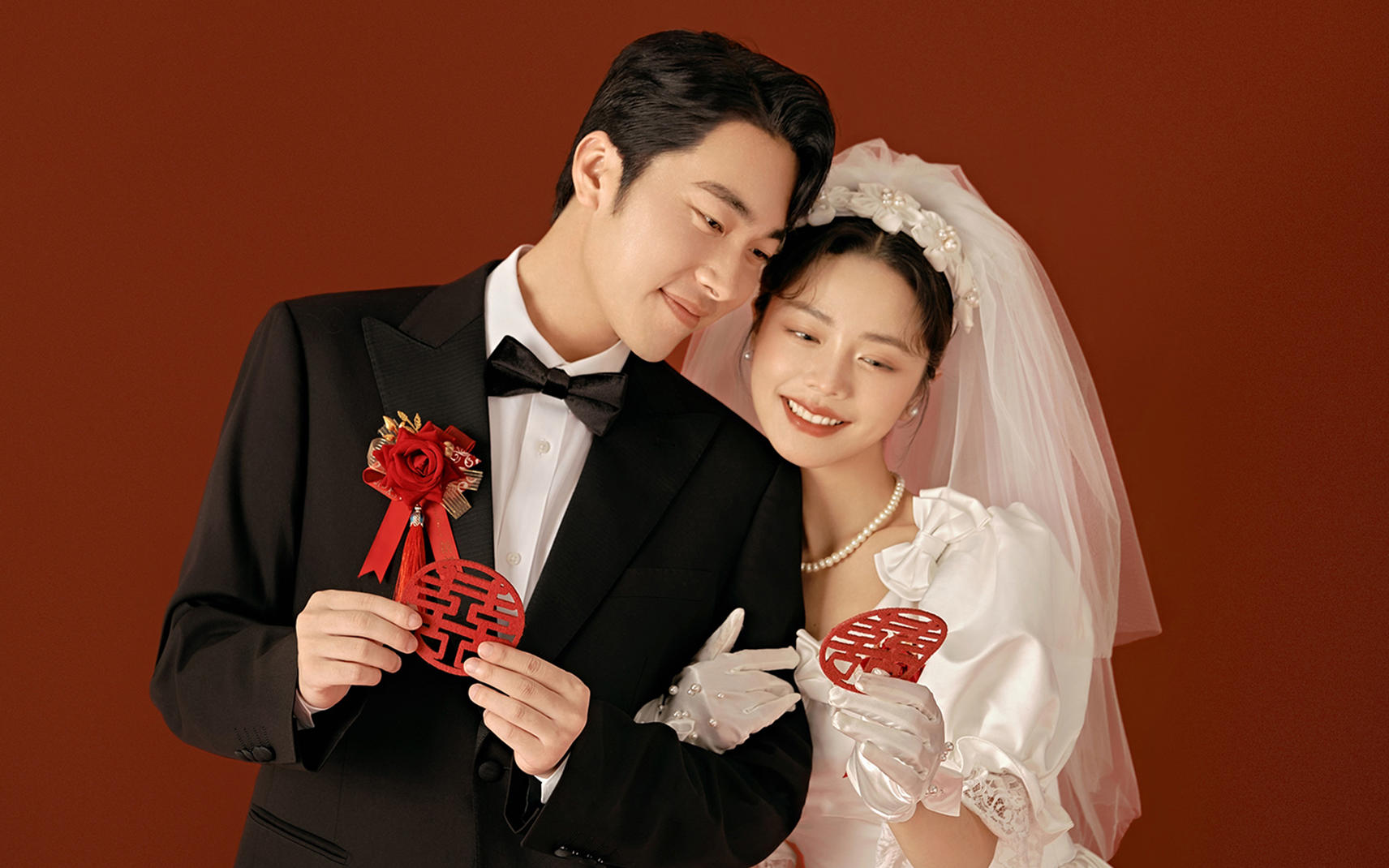 內(nèi)心有多幸福才能拍出這么甜的婚紗照啊??