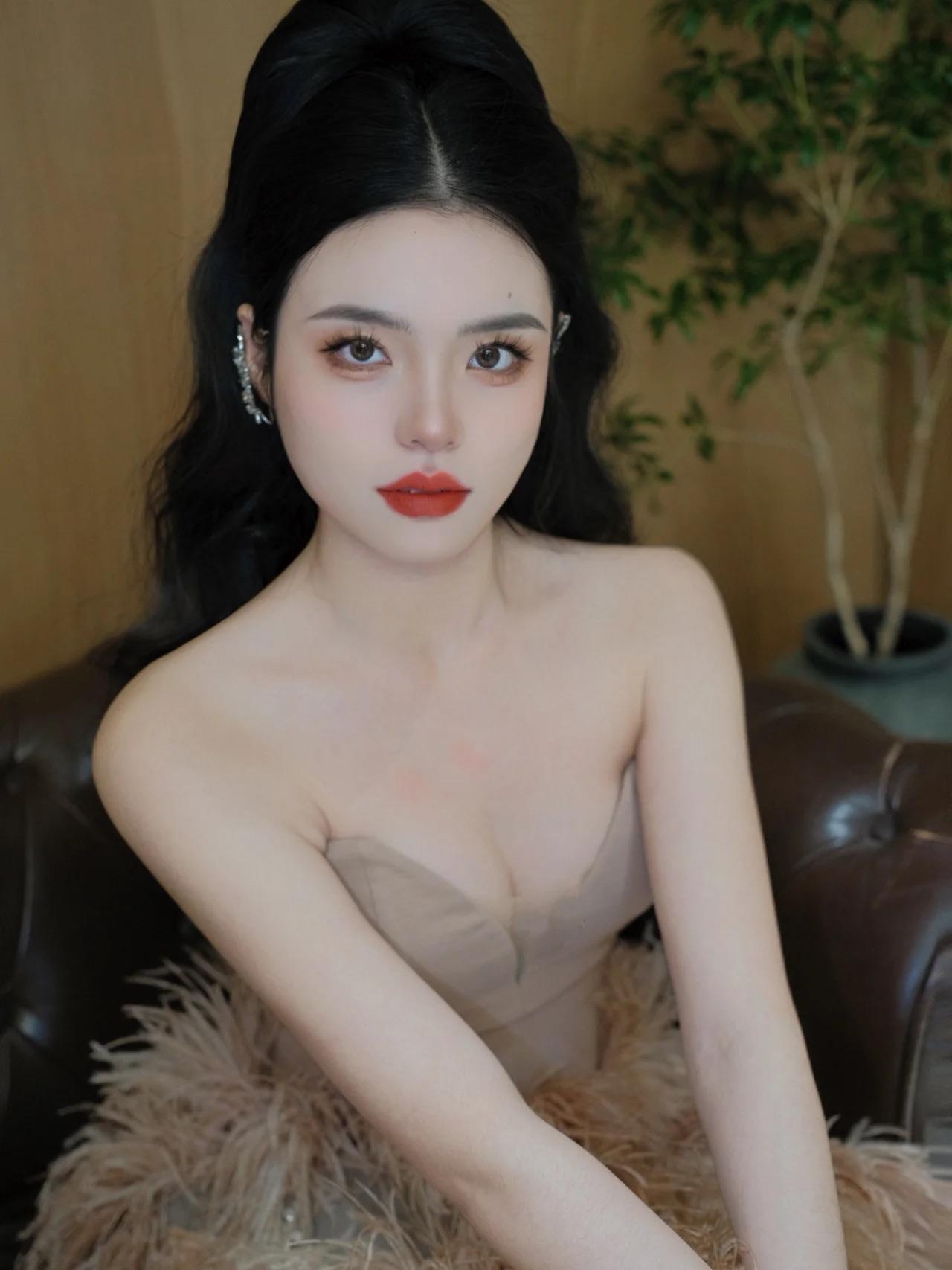化妆总监全天跟妆