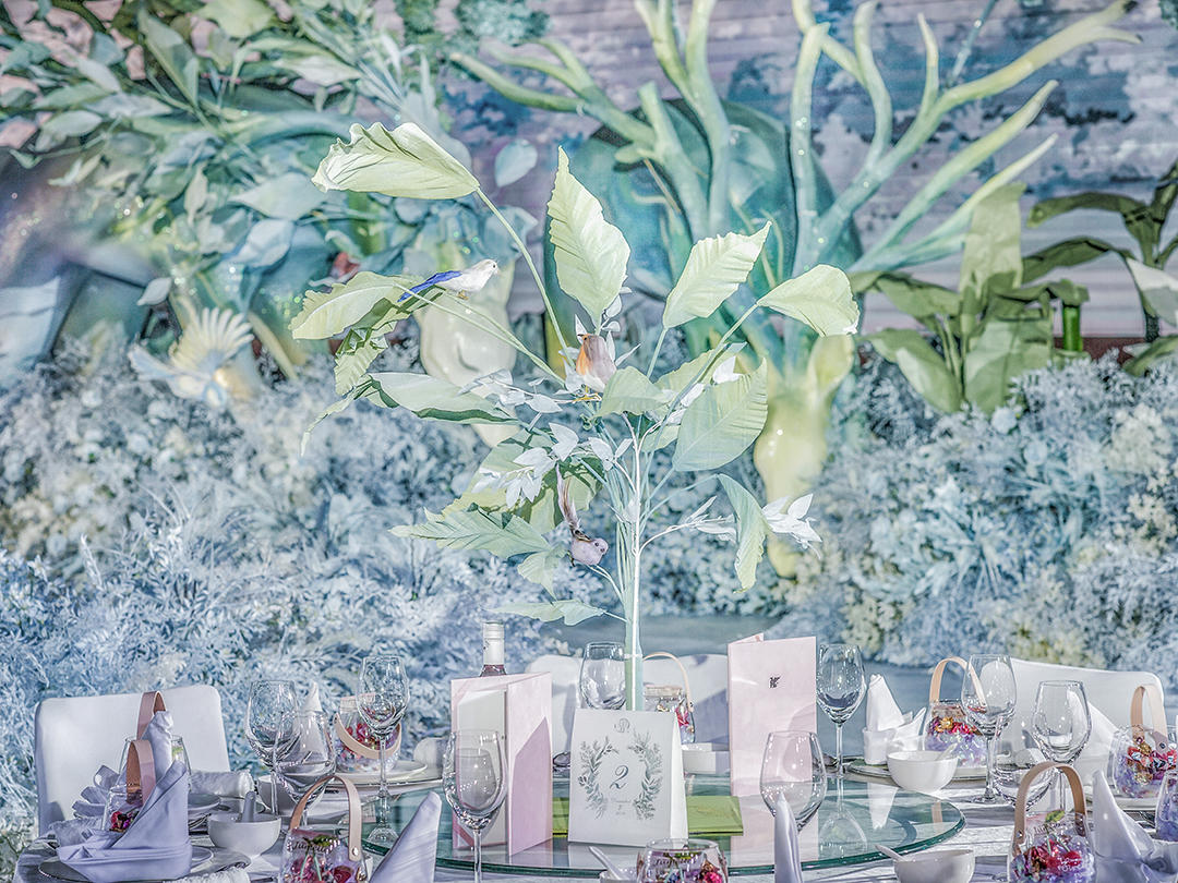 精灵淡雅森系婚礼丨高端定制丨绮思妙想