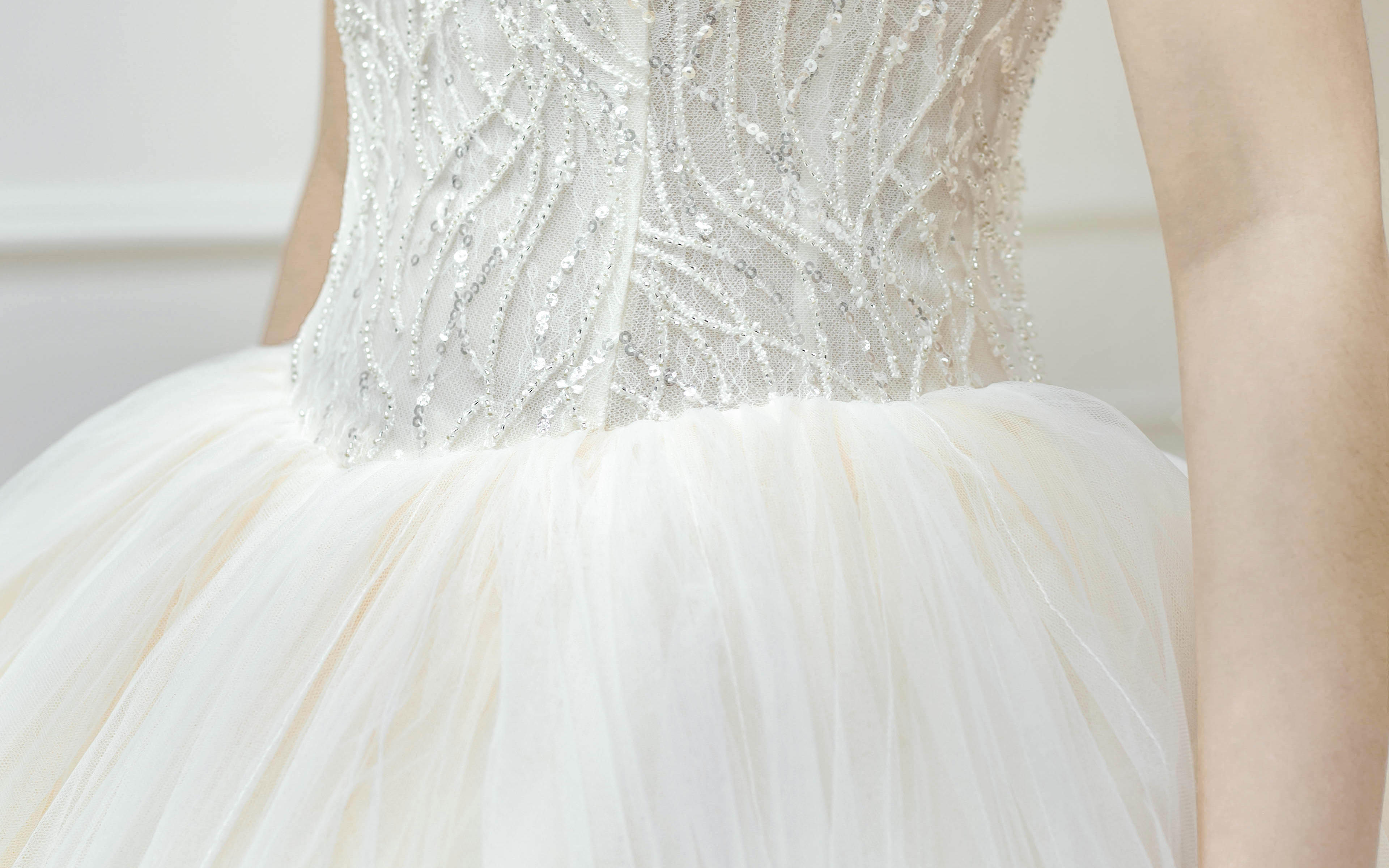 【未蘭婚纱】抹胸钻饰修身显瘦托尾婚纱