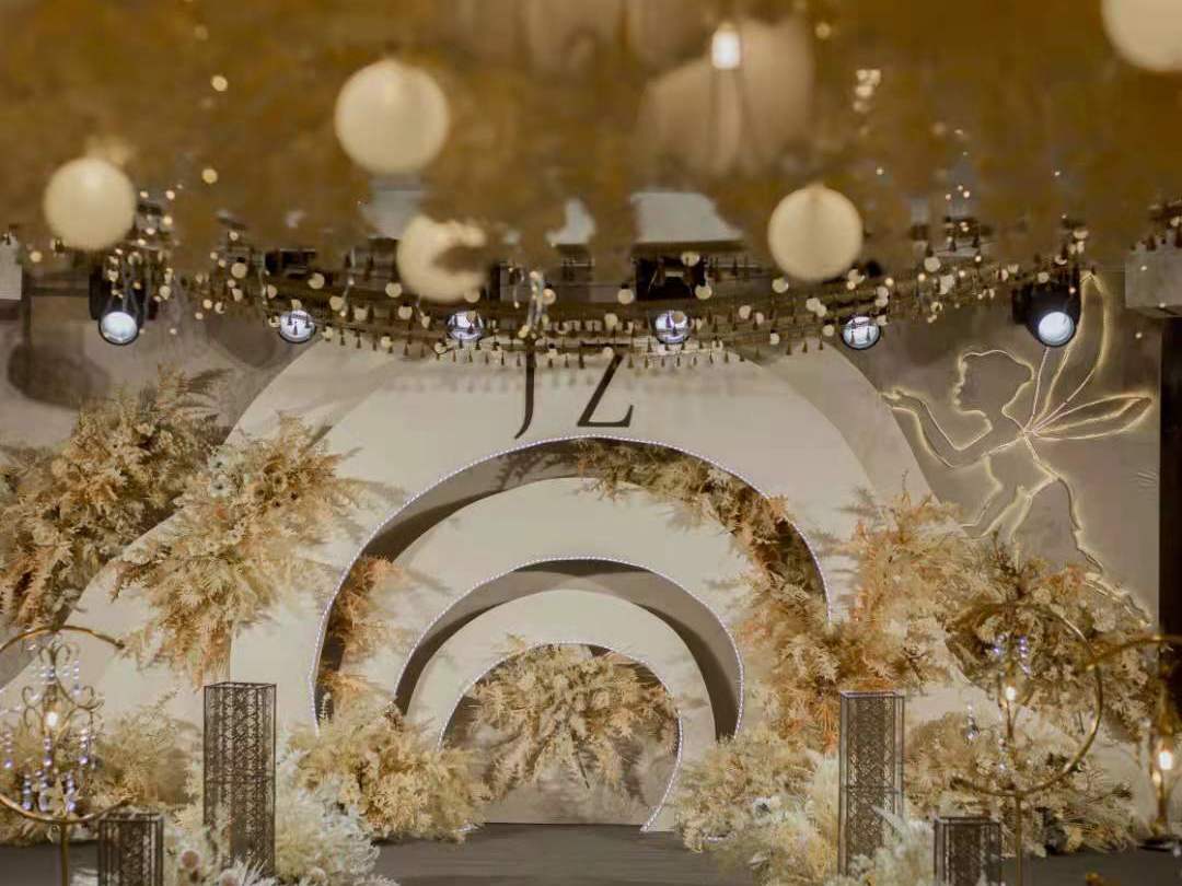 轻奢香槟色沭阳大酒店一楼