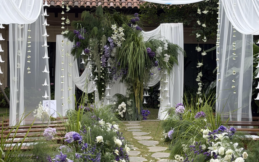 云墨嘉禮策劃｜庭院風(fēng)白綠紫婚禮