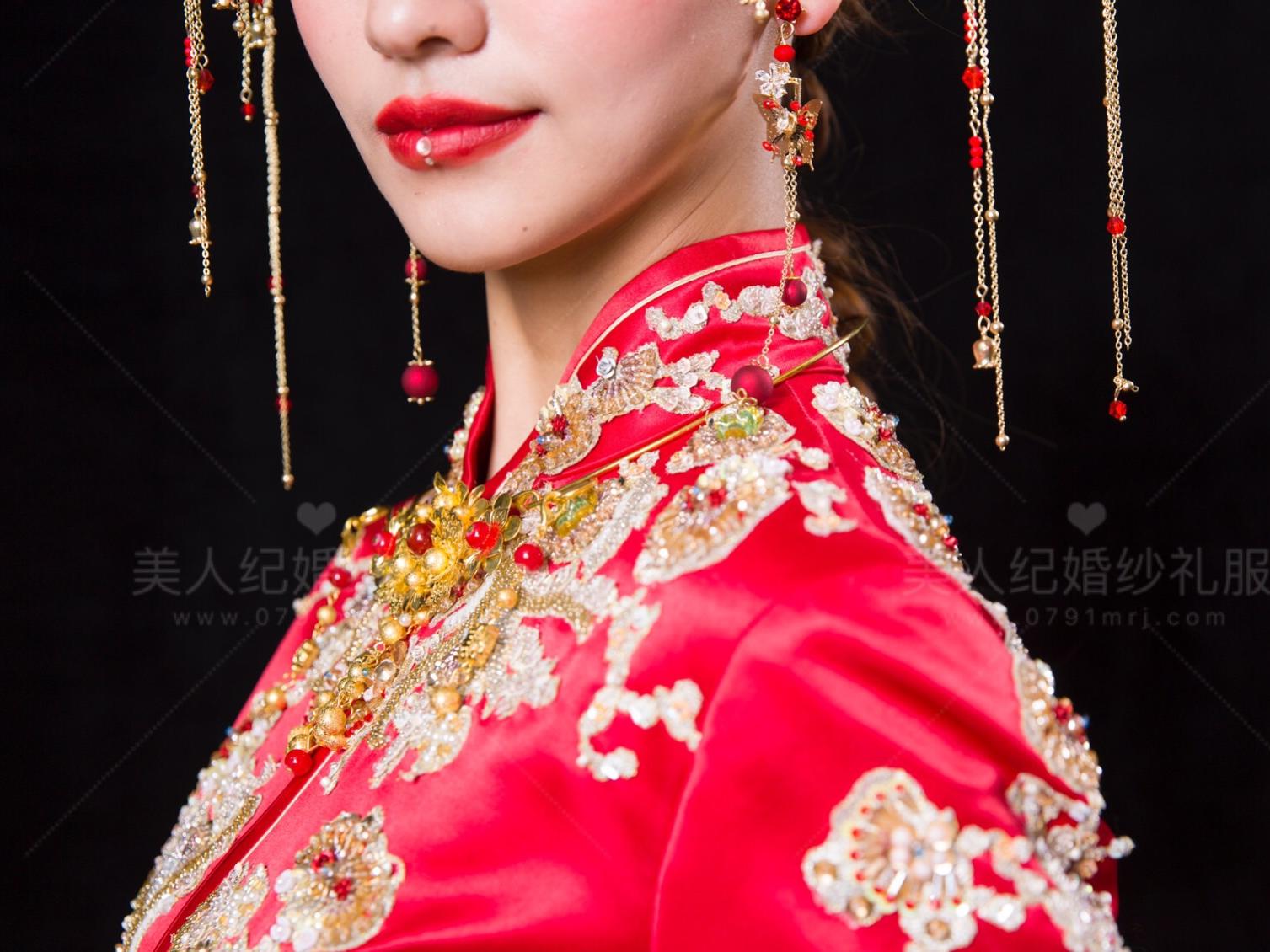 中式秀禾服  名额仅限3个  先到先得