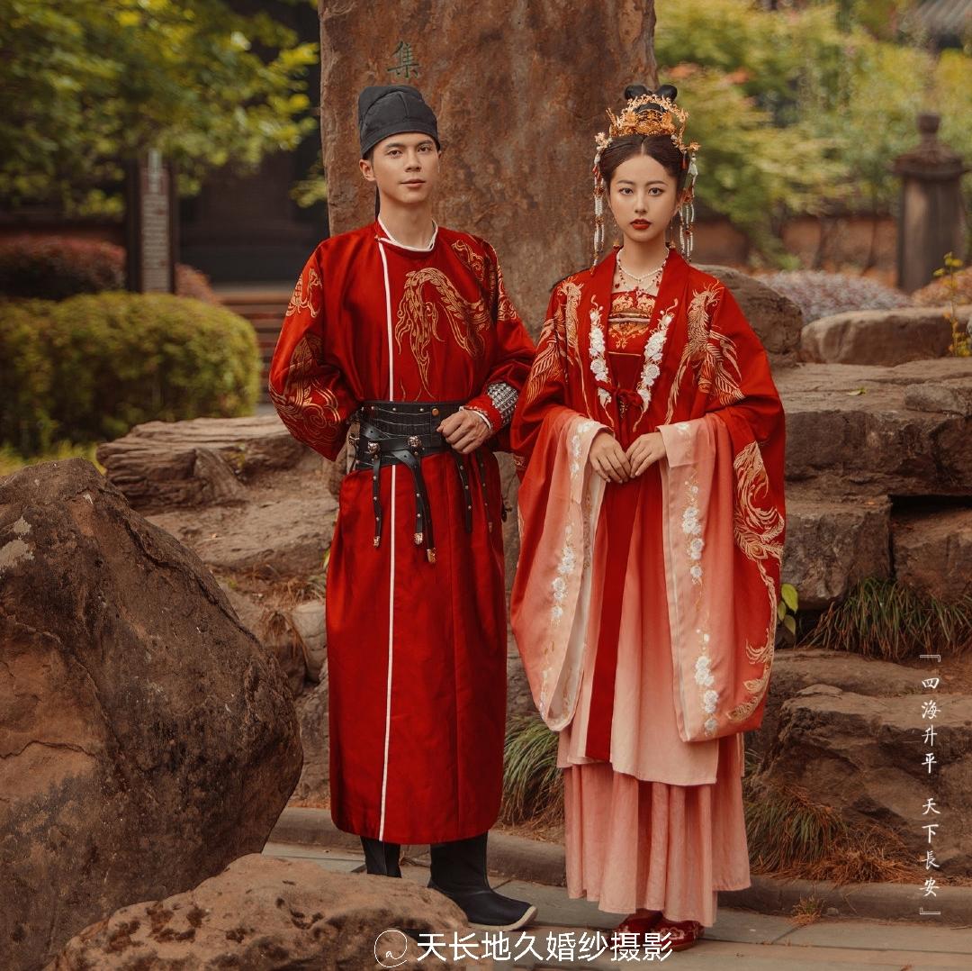 中式喜嫁婚纱照 | 父母都夸好看的婚纱照