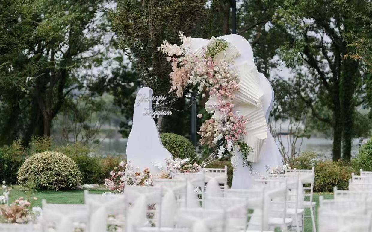户外小清新鲜花私人定制主题婚礼