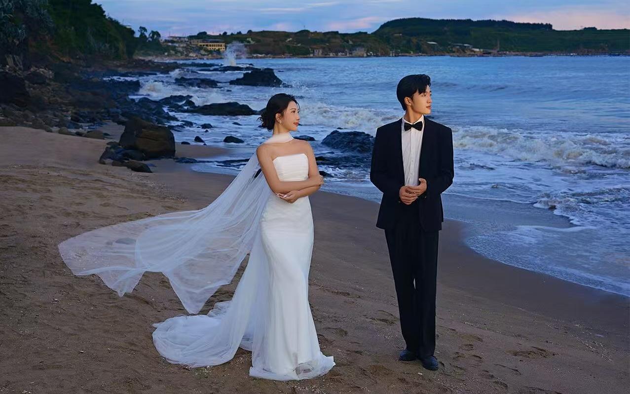 【海景礁石婚纱照】