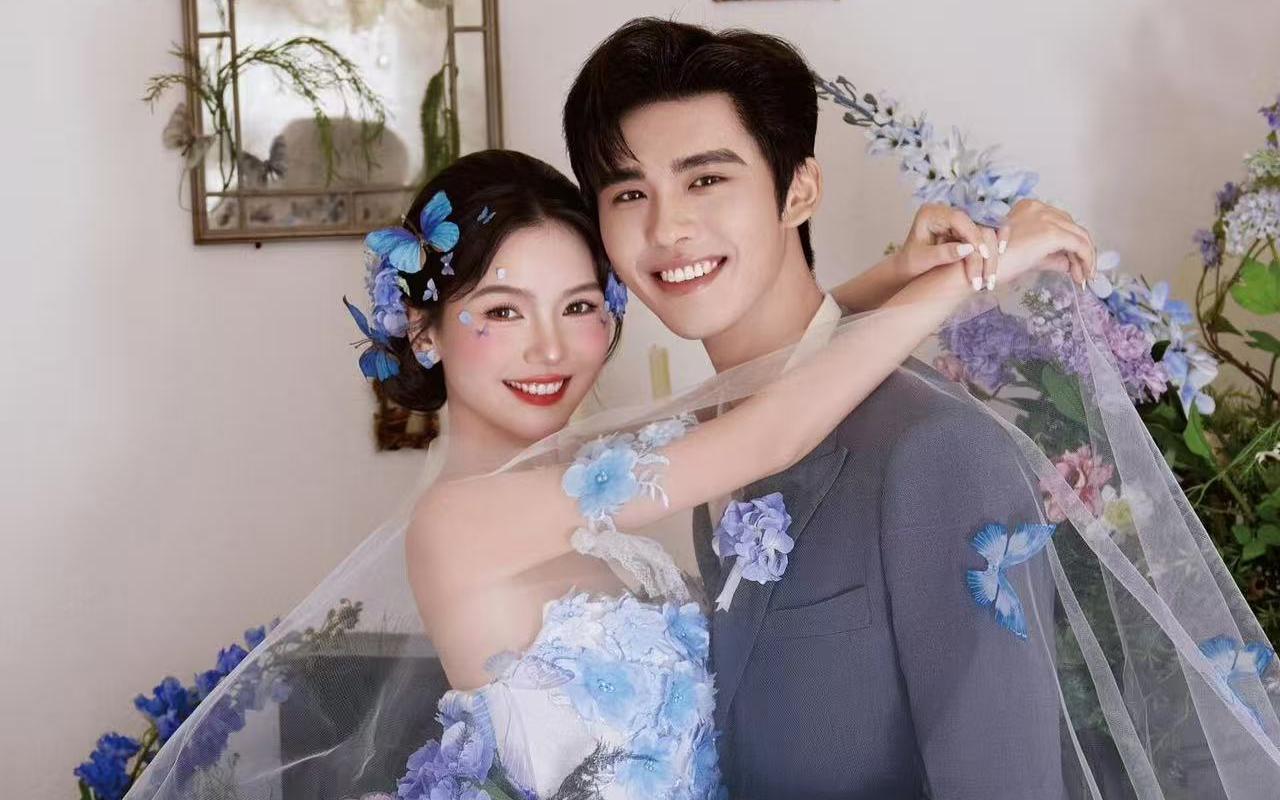 【这是什么神仙蓝白婚纱啊！！】