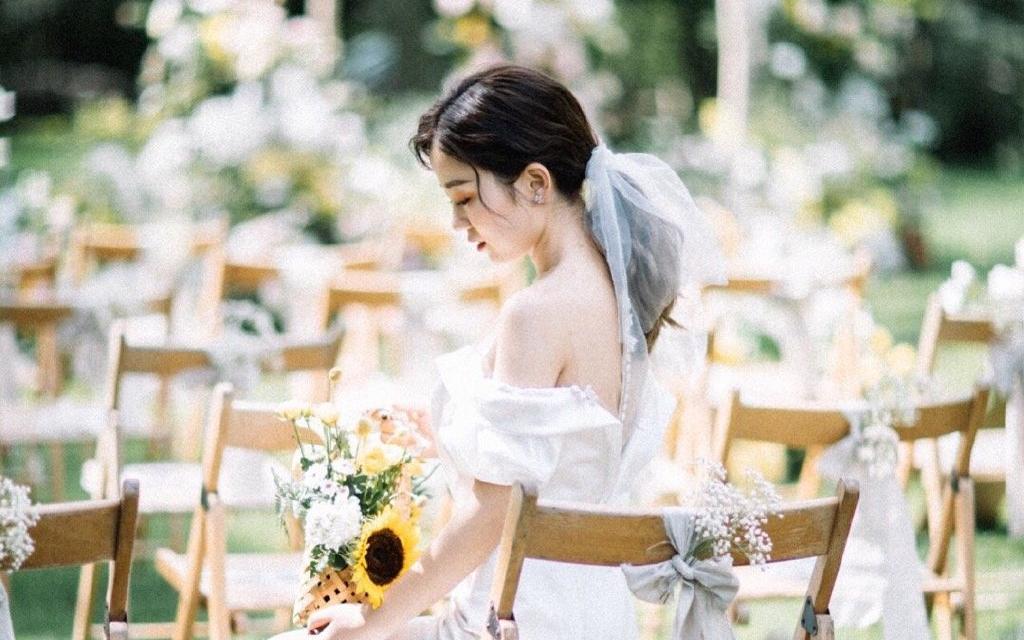 写下一生写不尽的“我们的”篇章