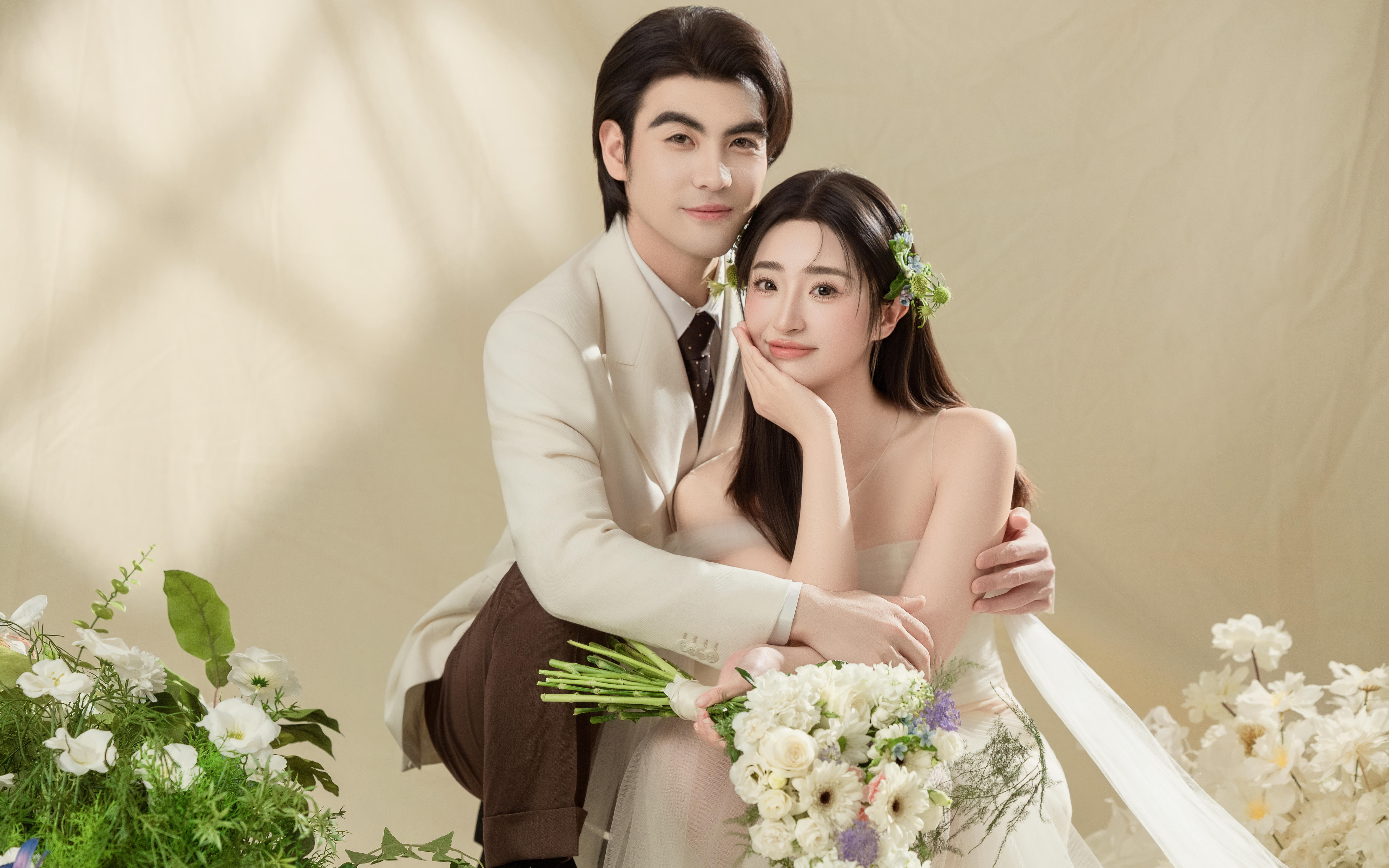 有情绪的婚纱照才有爱|室内小清新婚纱照