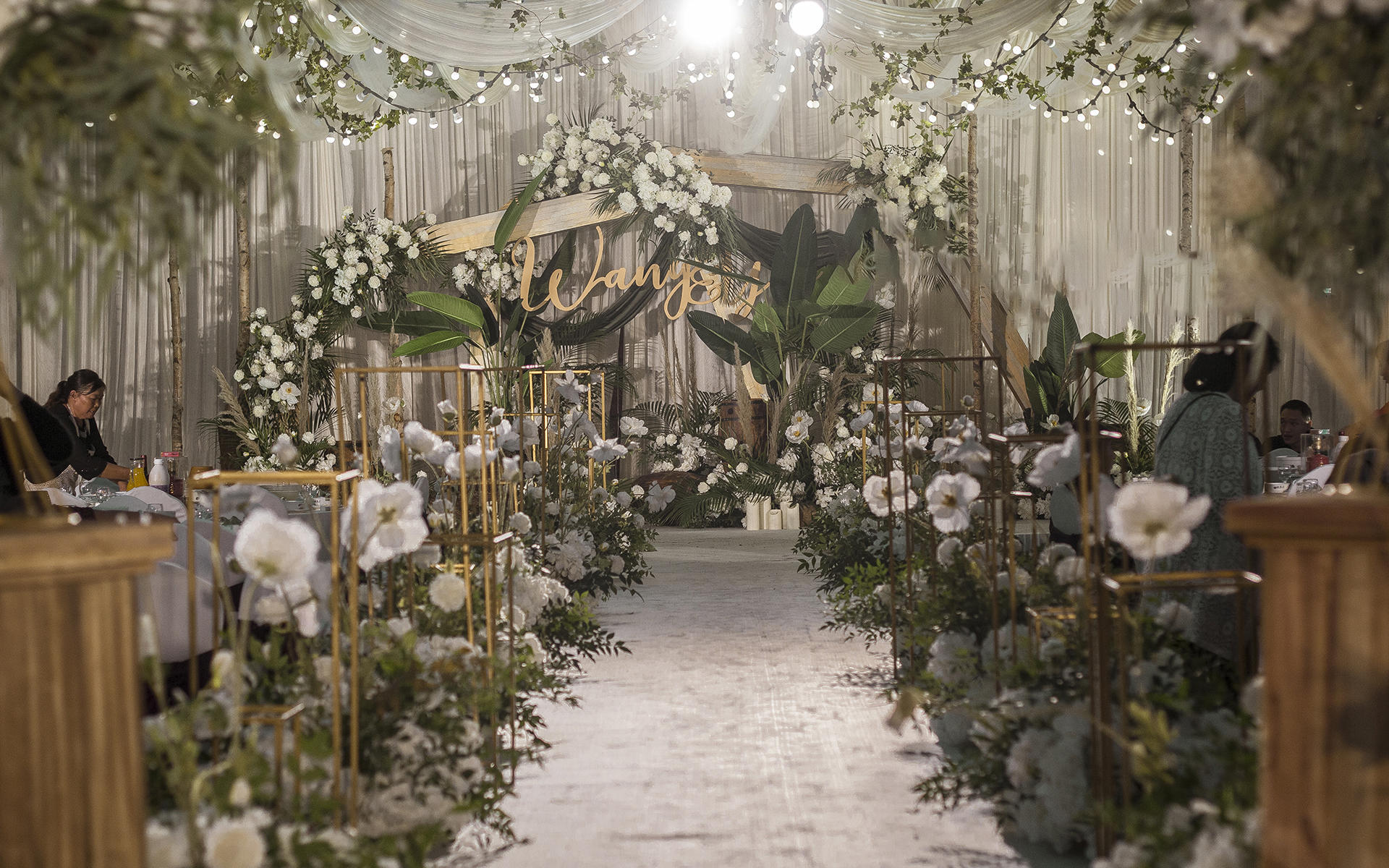 梦幻庄园婚礼工作室.小酒店森系复古婚礼