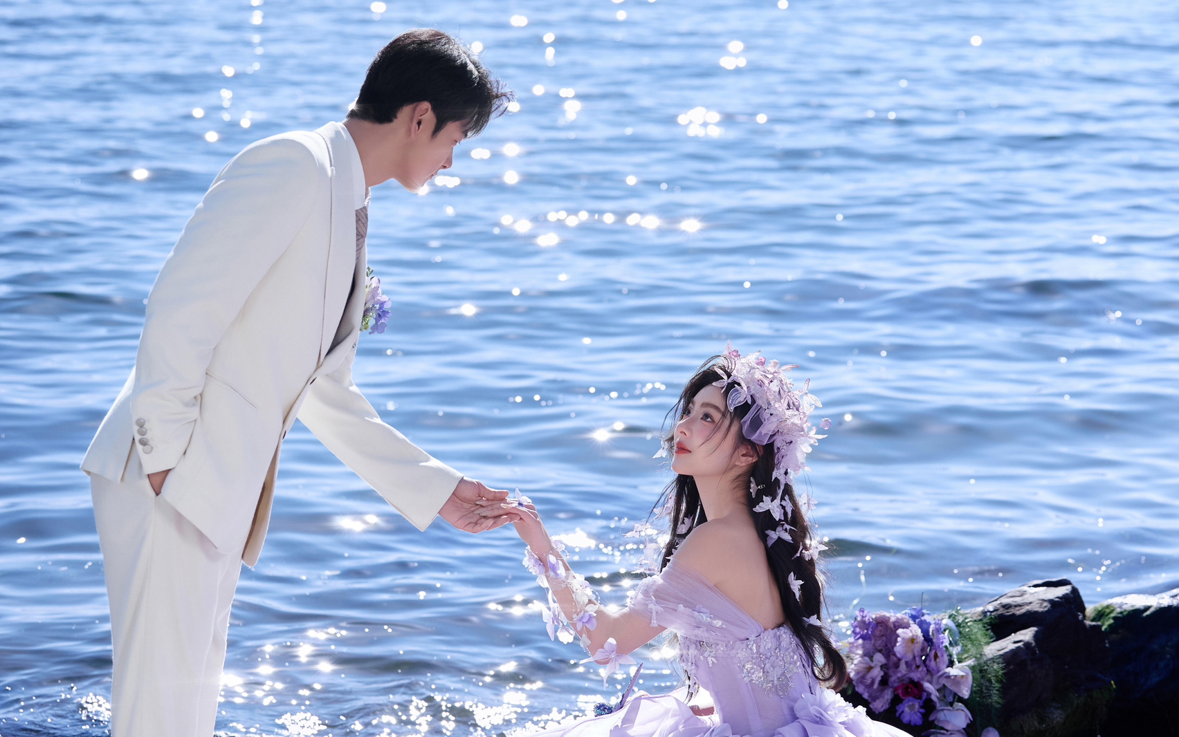 海边的紫雾花嫁 浪漫到犯规的婚纱照