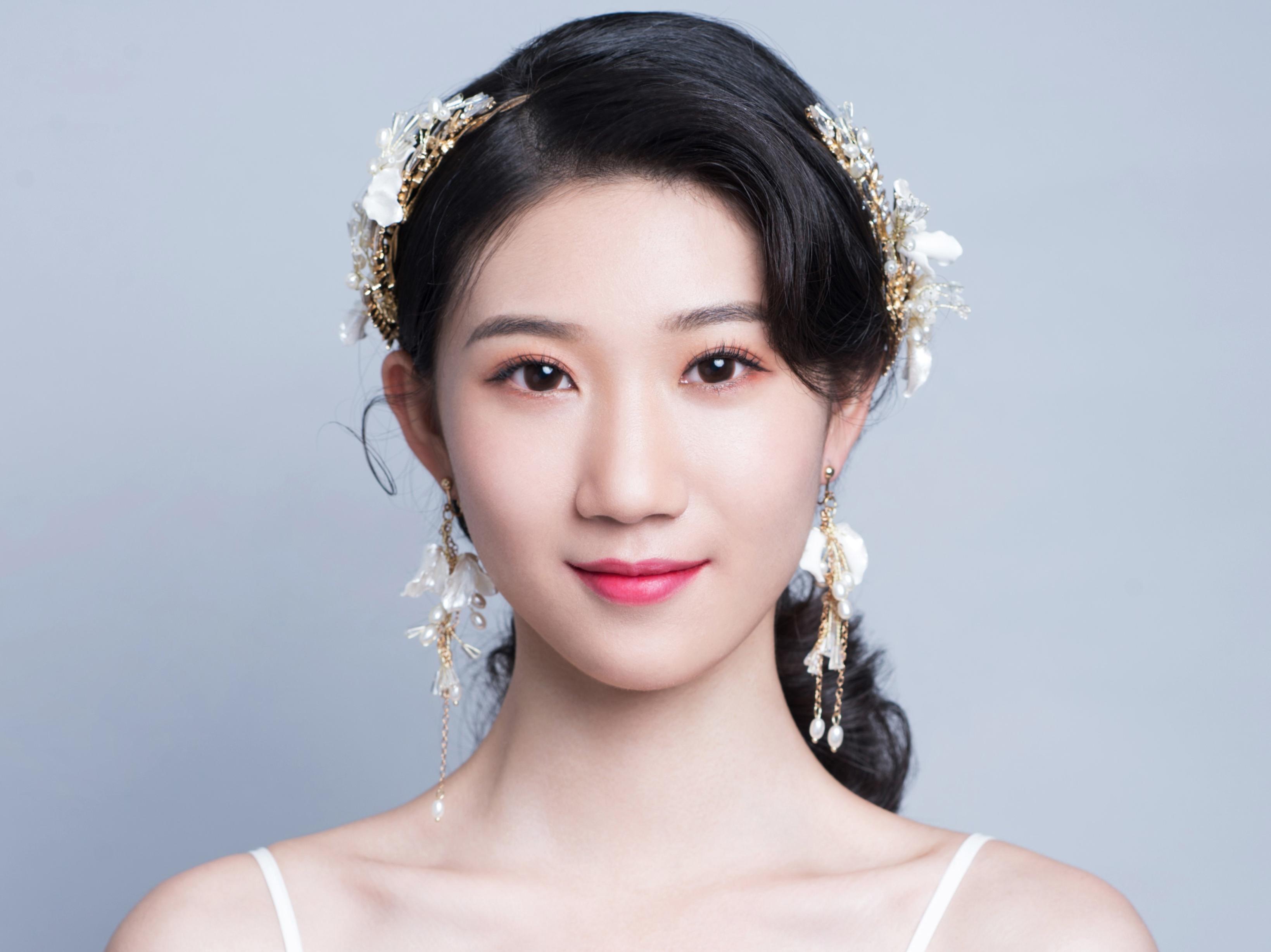 【人气爆款】全程跟妆3造型 送妈妈妆+伴娘妆