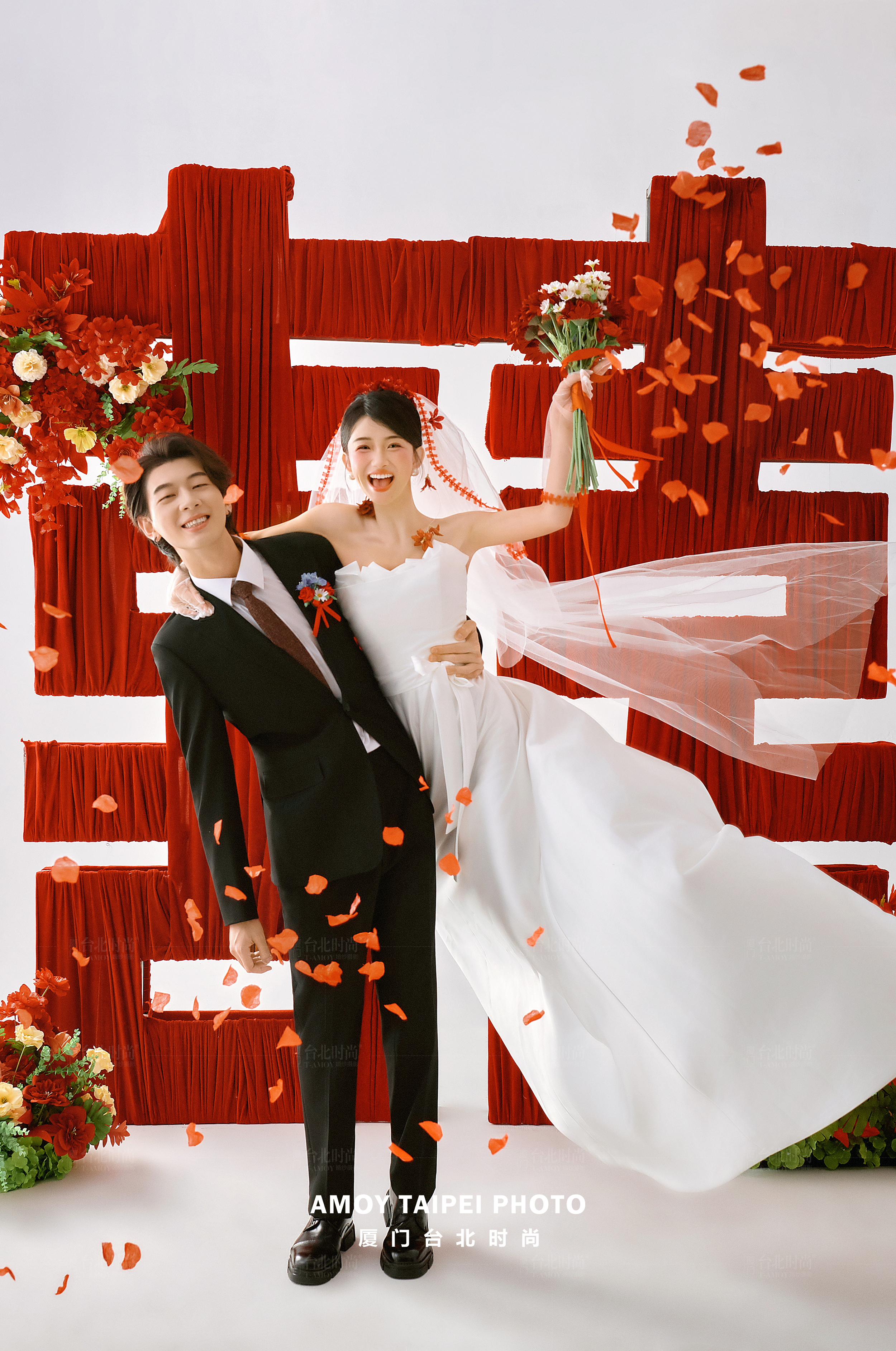 超大立体“囍”字 太有结婚的氛围感了🎈